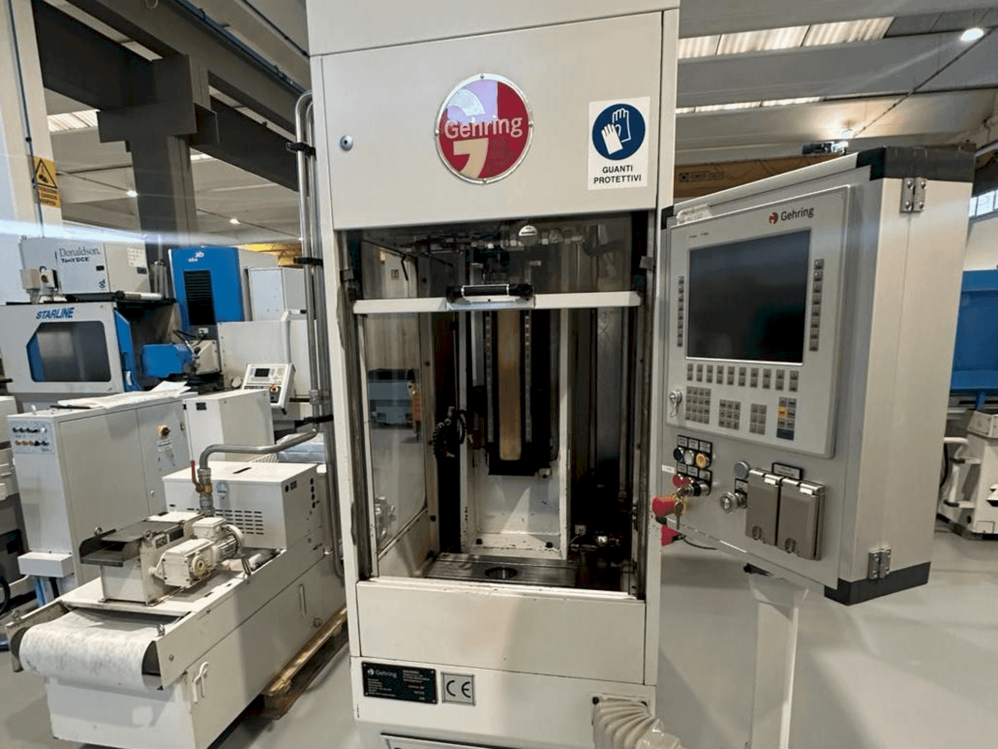 Вид станка GEHRING LIFEHONE 600 спереди