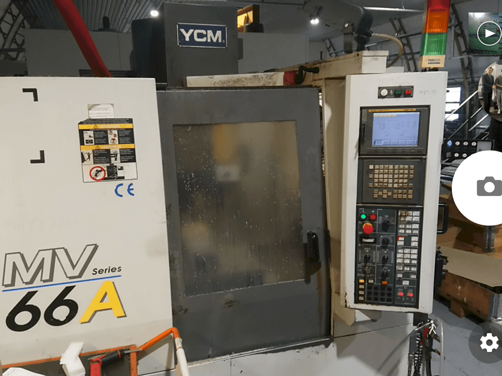 Вид станка YCM MV66A спереди