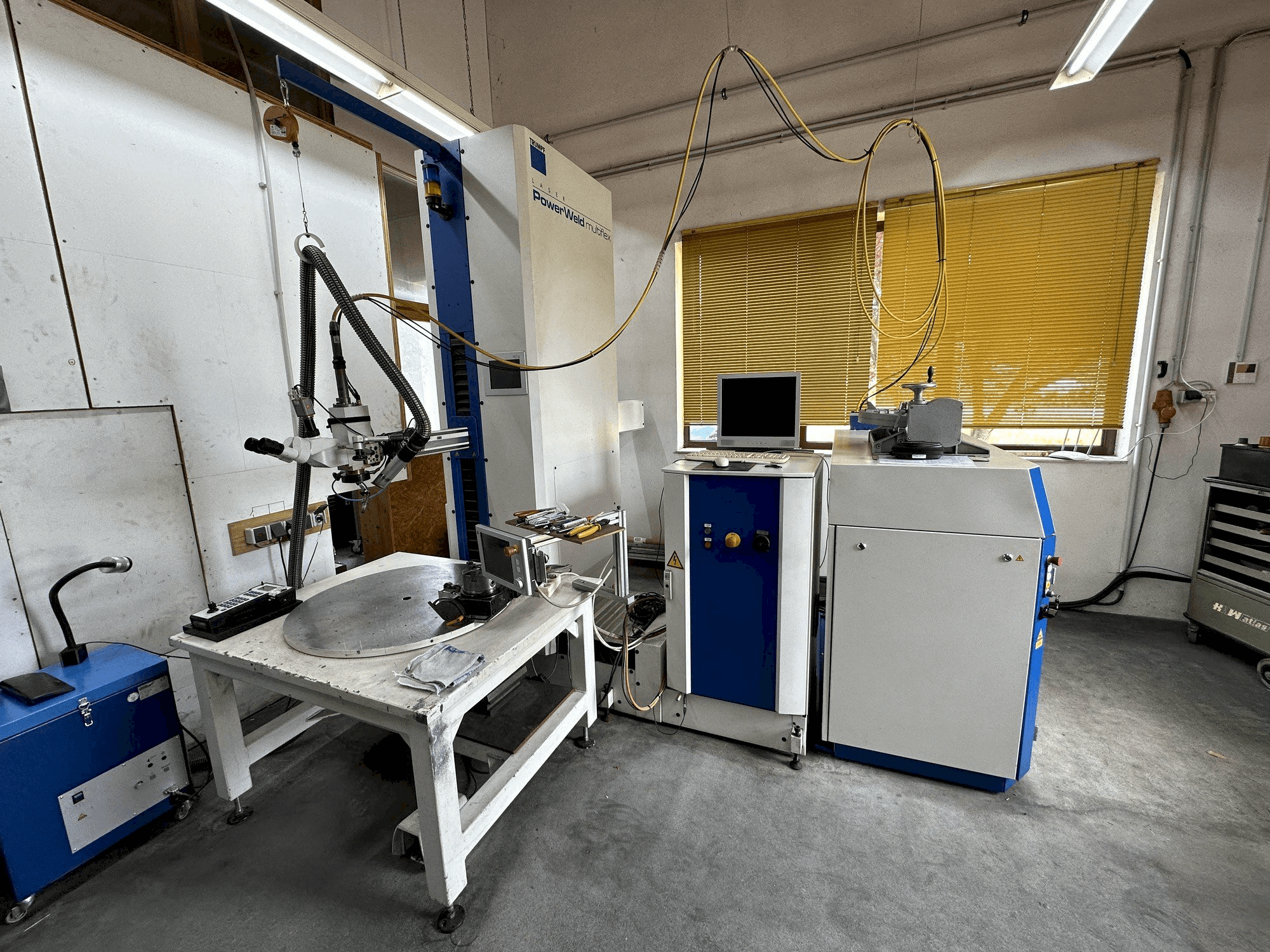 Вид станка Trumpf TruLaser Station 5010 спереди