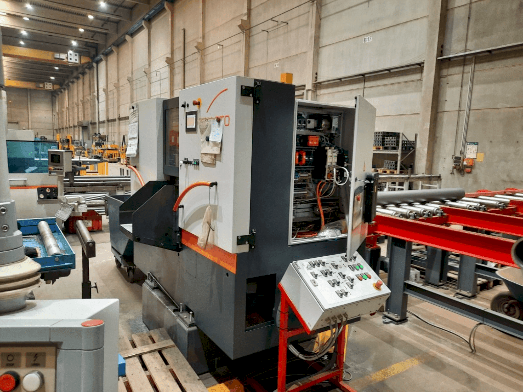 Вид станка KASTO WIN A3.3 спереди