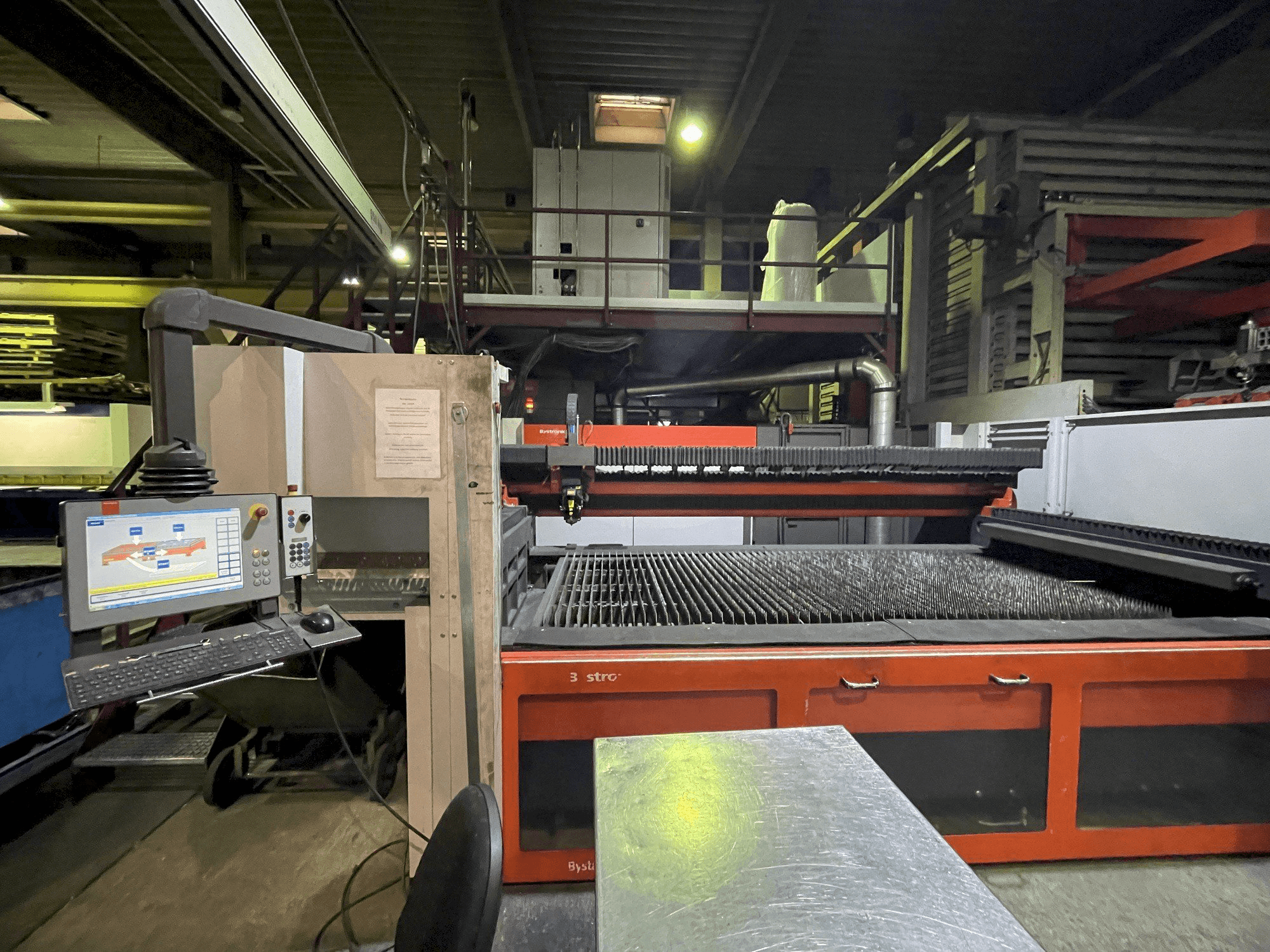 Вид станка Bystronic Bylaser 4400 спереди