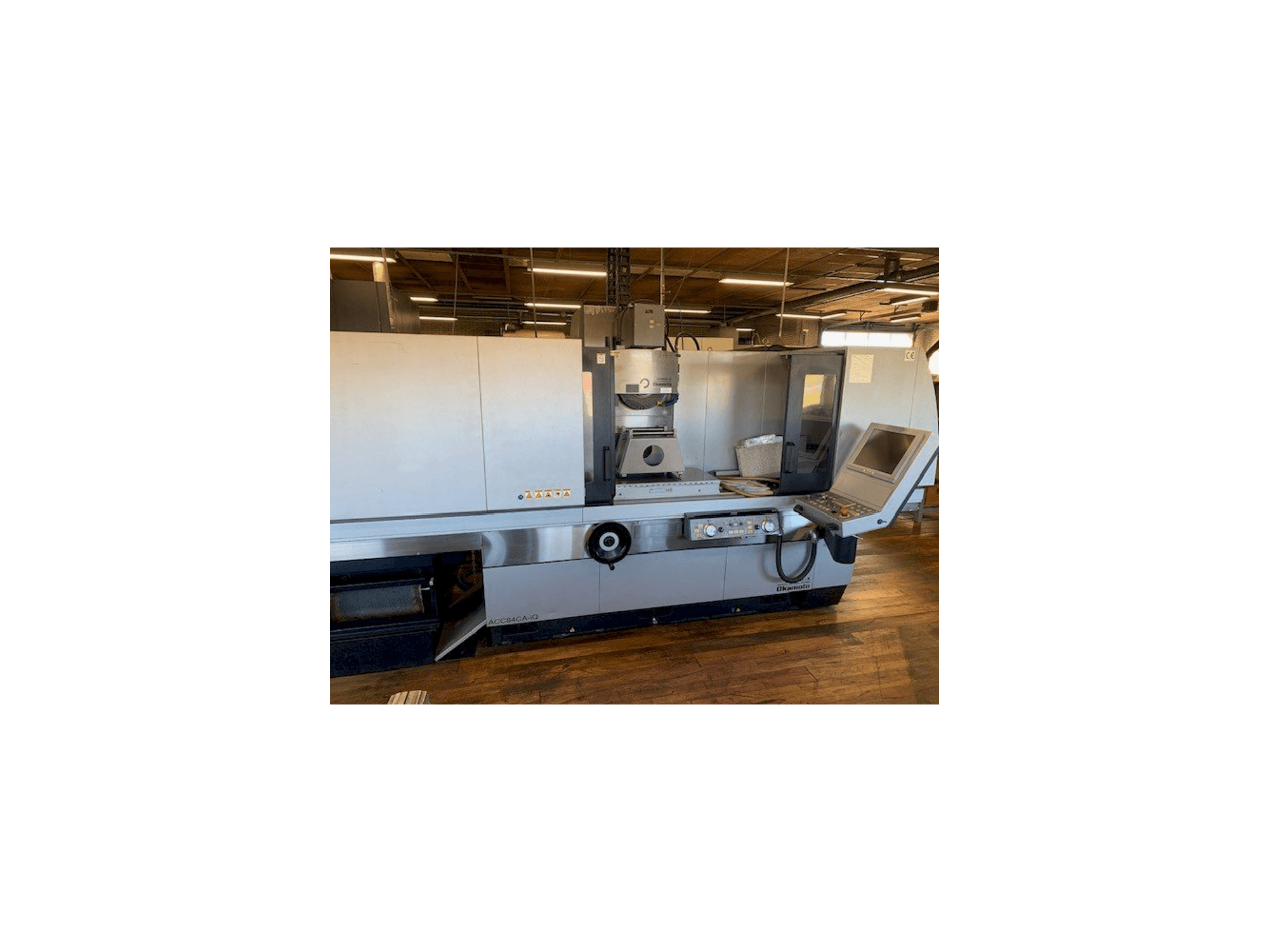 Вид станка OKAMOTO ACC 84CA-iQ спереди