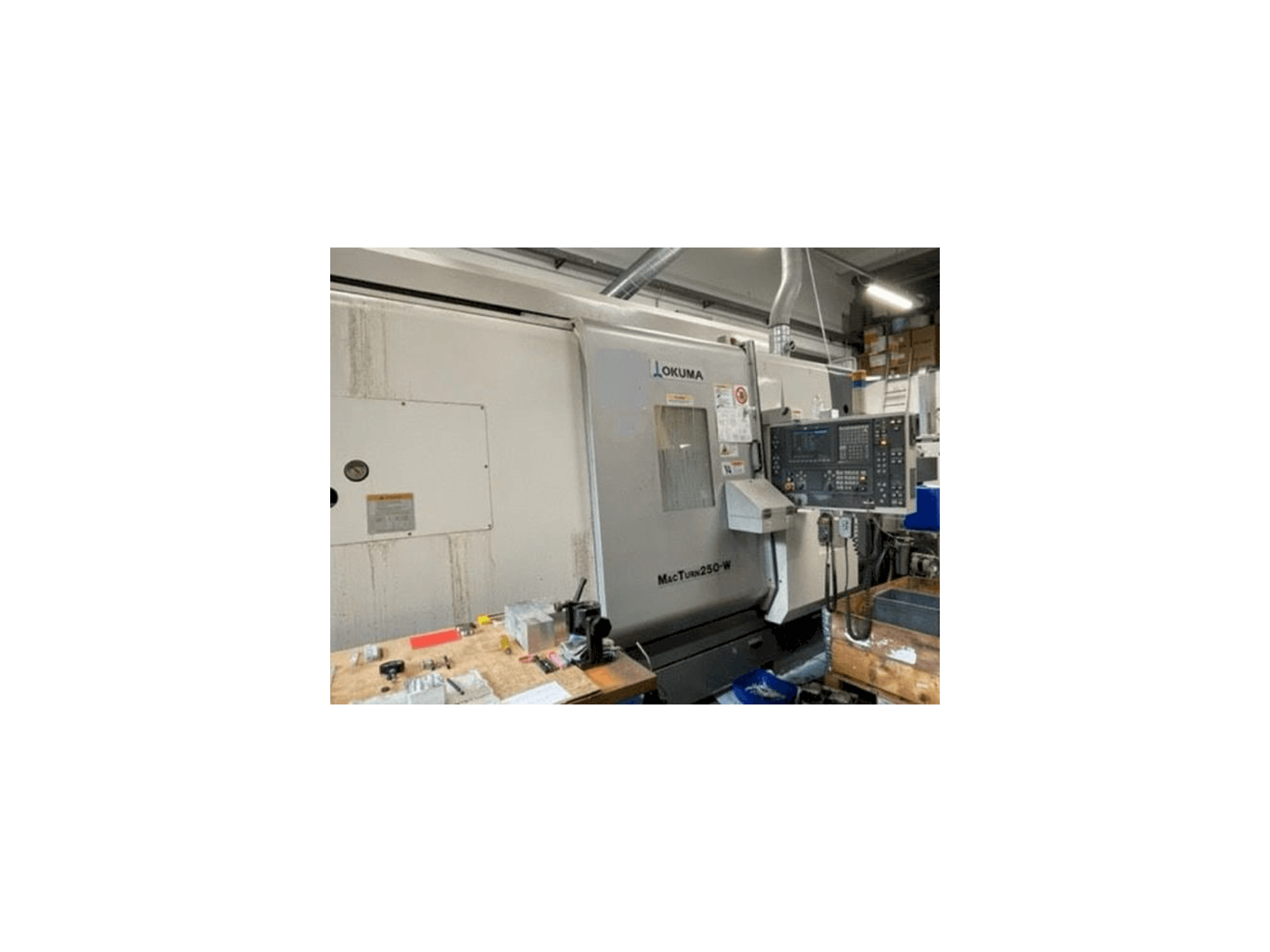 Вид станка Okuma MACTURN 250W спереди