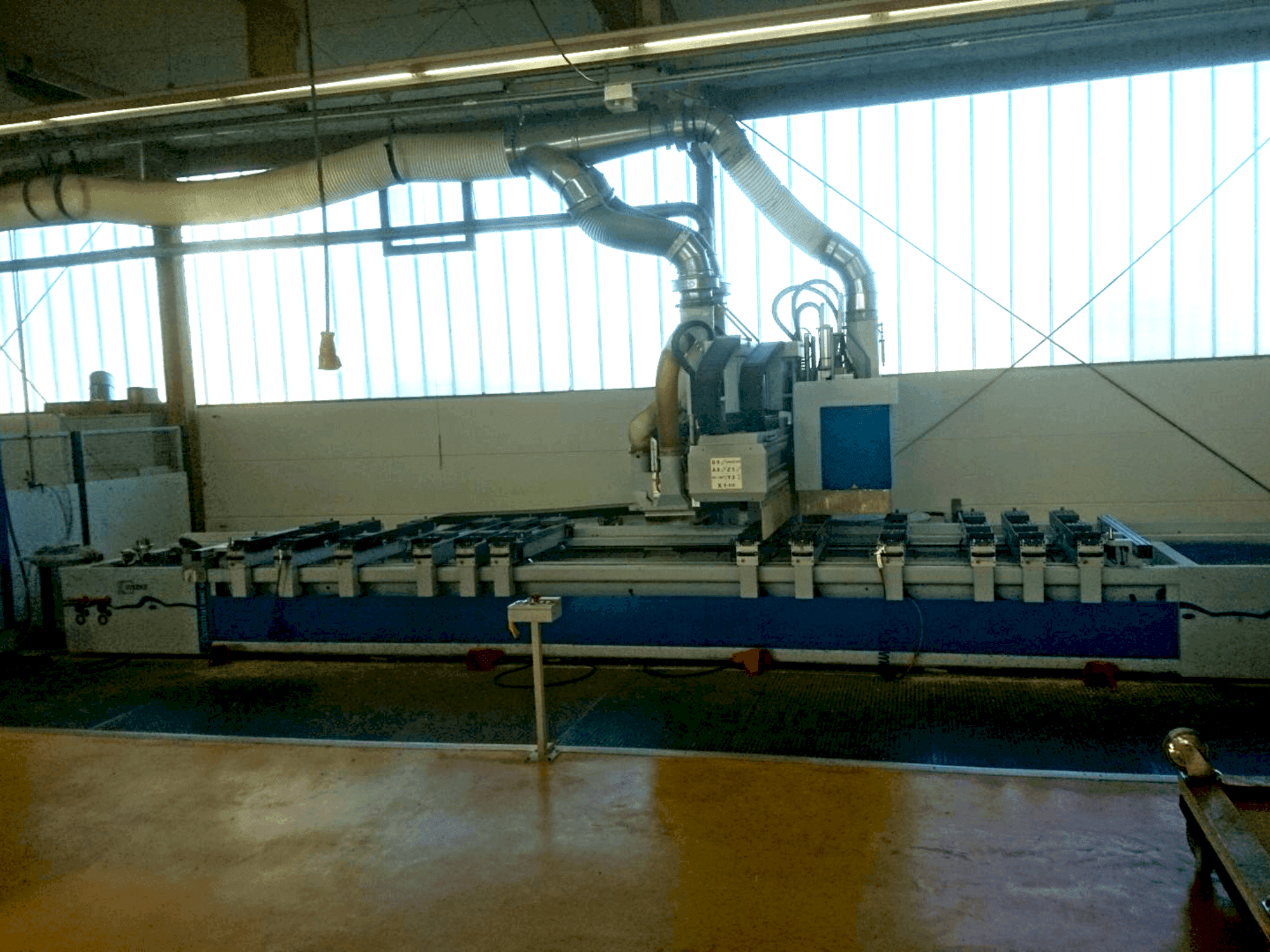 Вид станка Weeke Optimat BHC 655 спереди