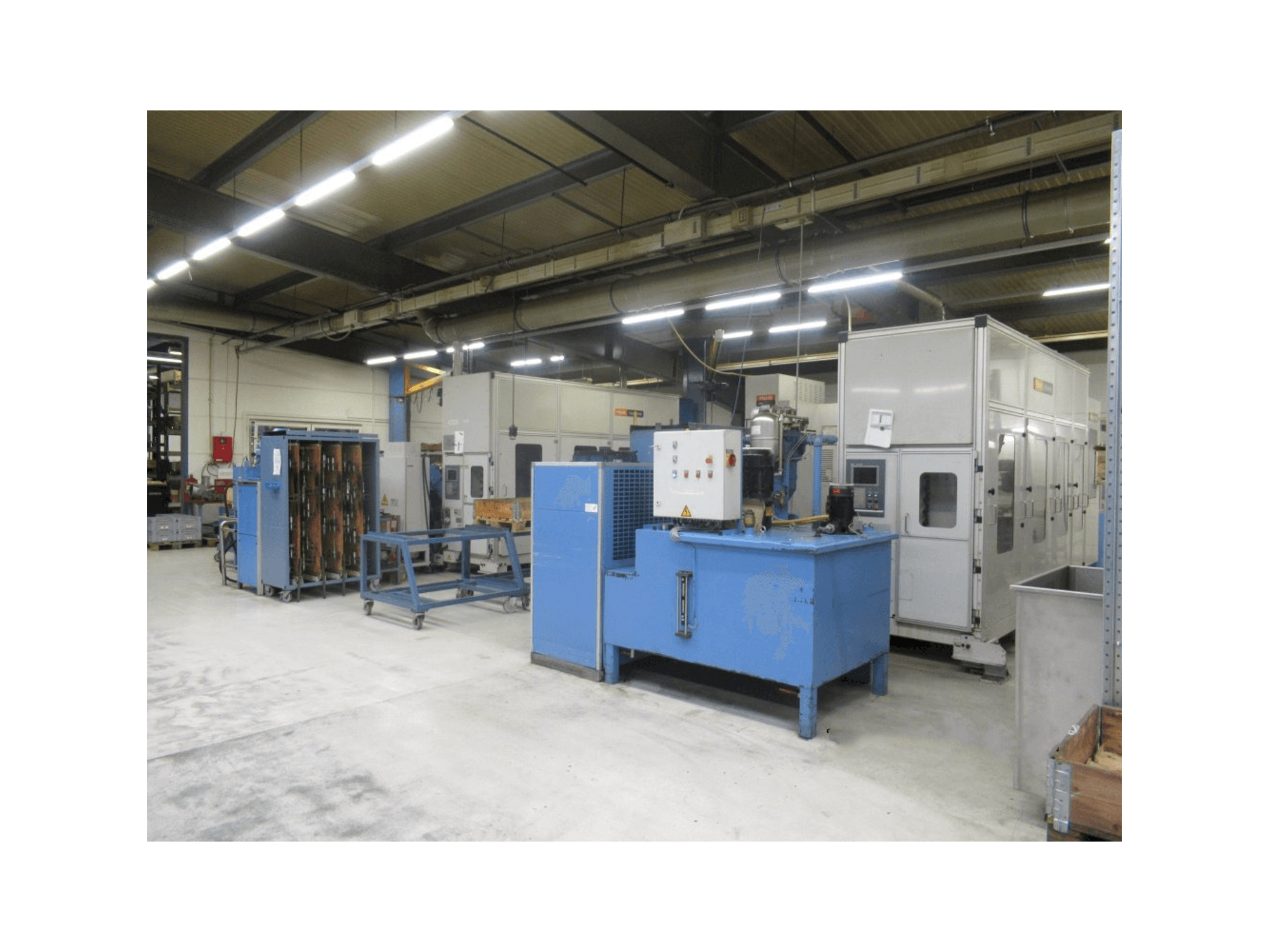 Вид станка Mazak PALLETECH Automation System Production Line спереди