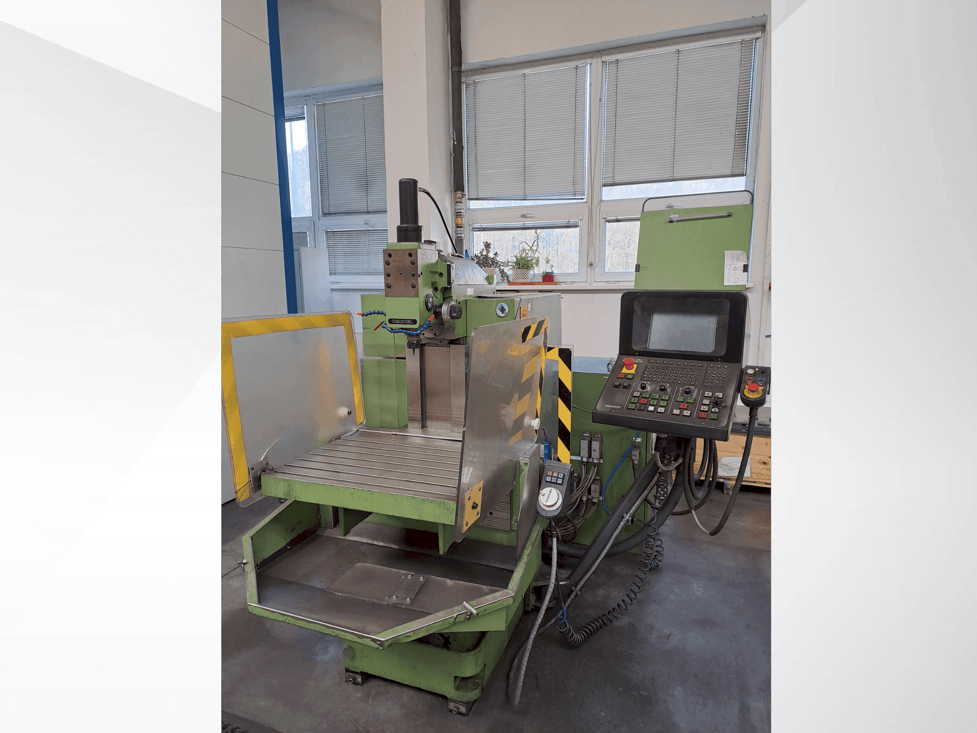 Вид станка DECKEL FP 3A (1999) спереди