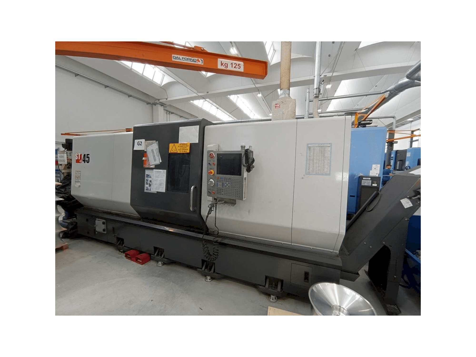 Вид станка HAAS ST 45 спереди