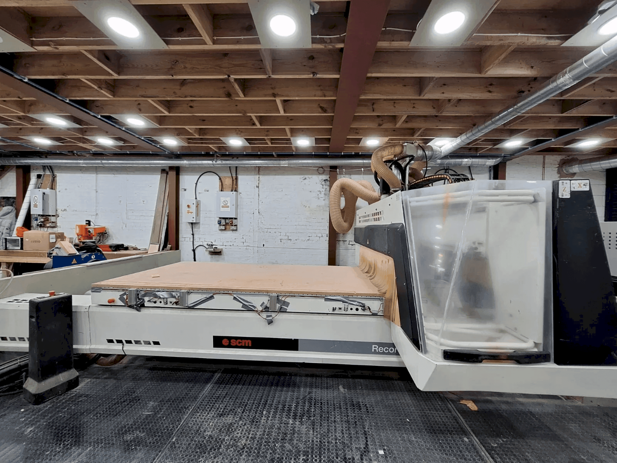 Вид станка SCM Record 125 N спереди