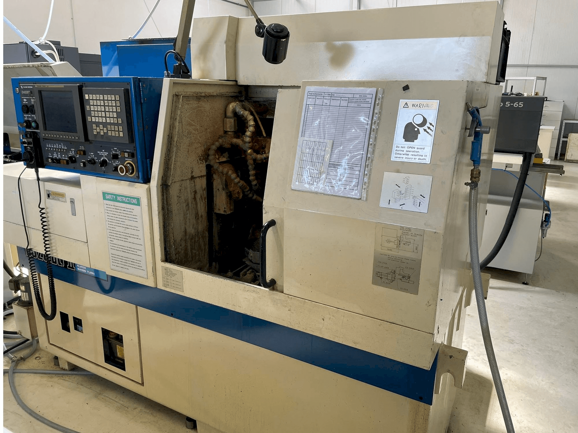 Вид станка с TSUGAMI BS20-II правой строны