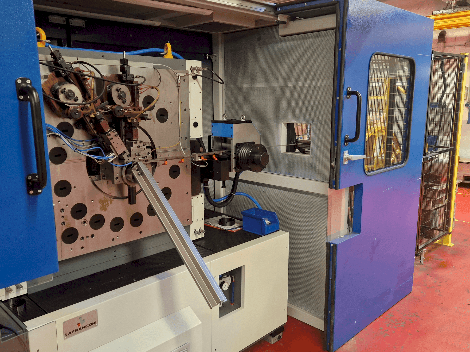 Вид станка LAFRANCONI LM 400 спереди