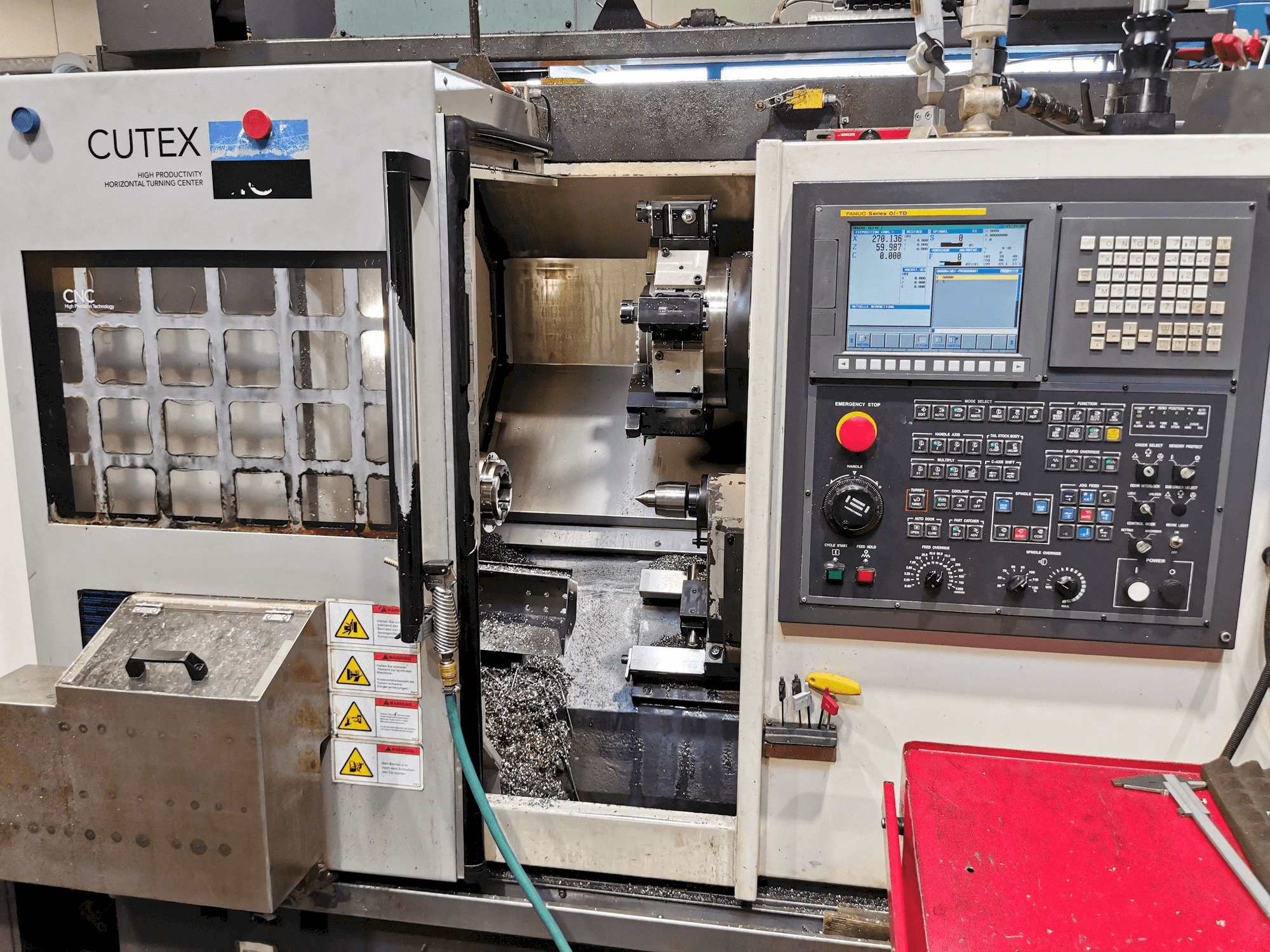 Вид станка HWACHEON CUTEX 160B MC спереди