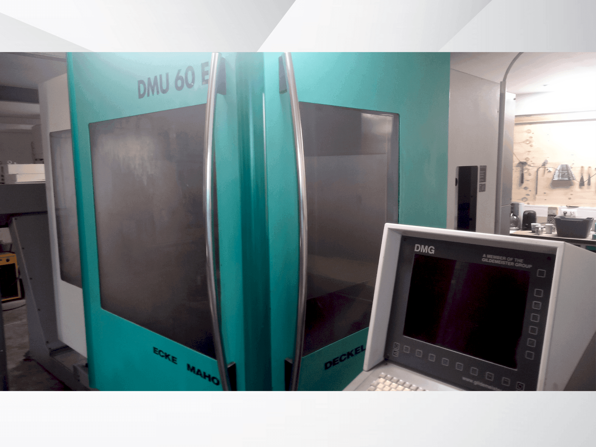 Вид станка DECKEL MAHO DMU 60 E спереди