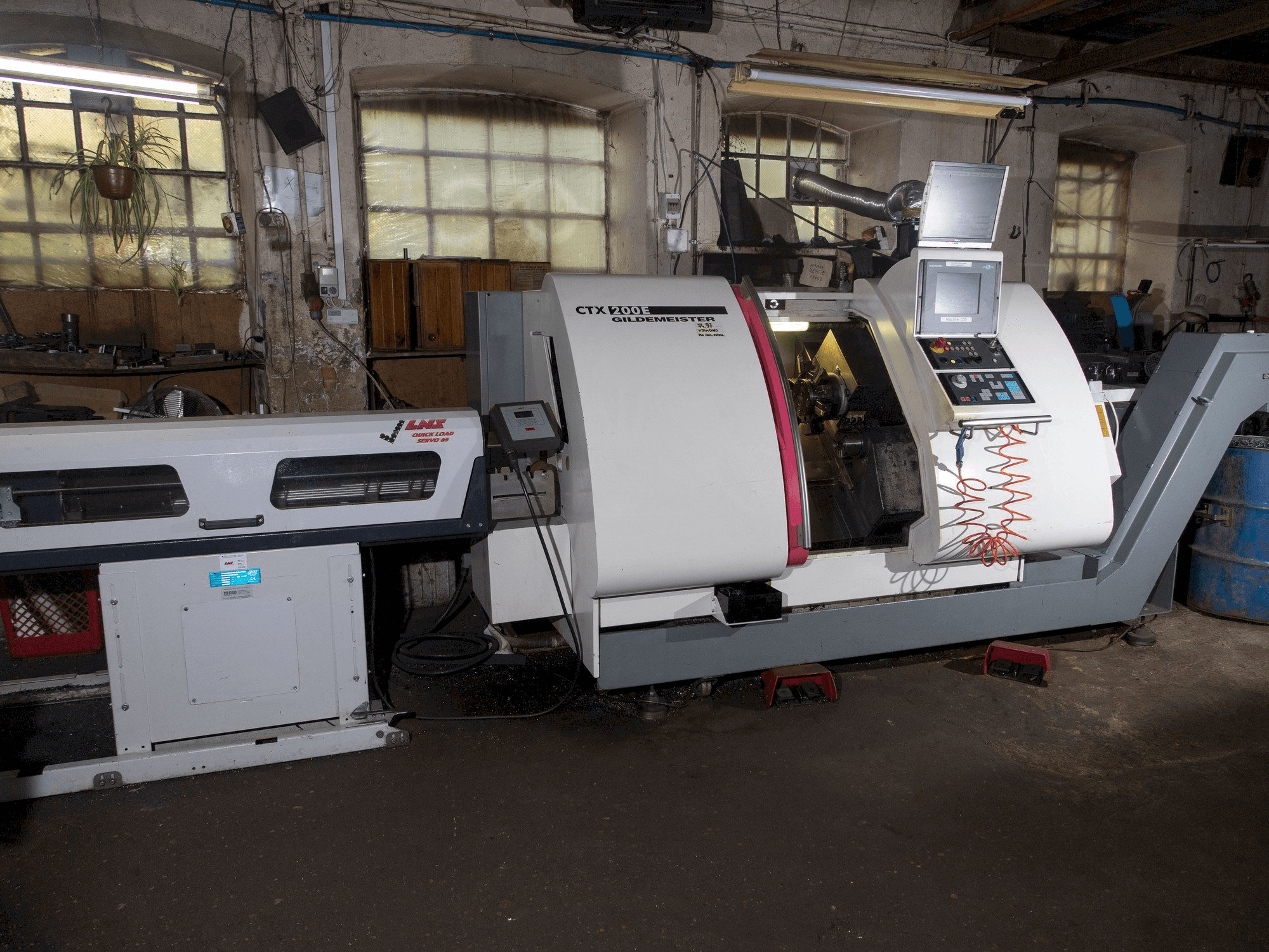 Вид станка Gildemeister CTX-200 E спереди