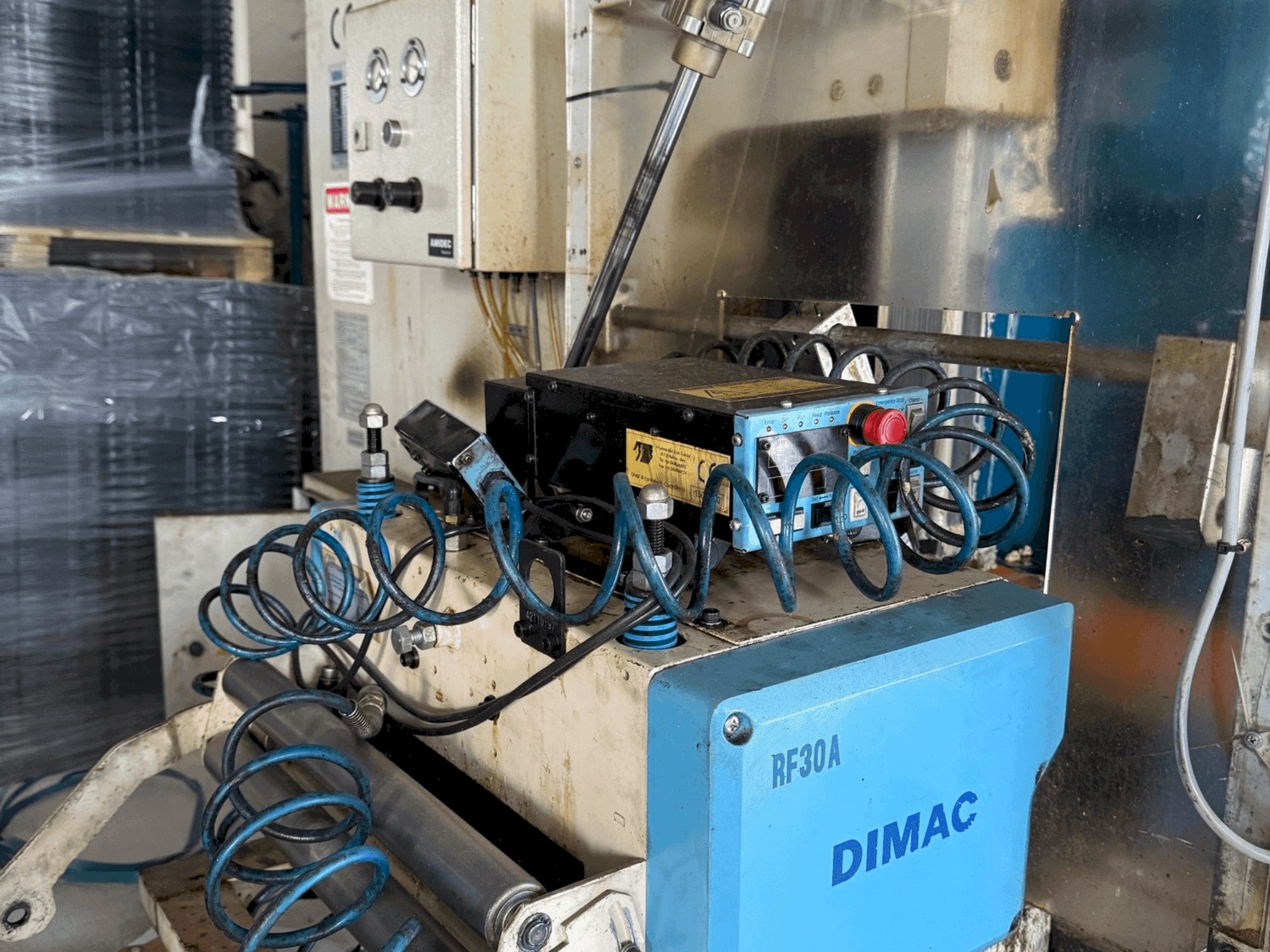 Вид станка SEYI SN1-110 спереди