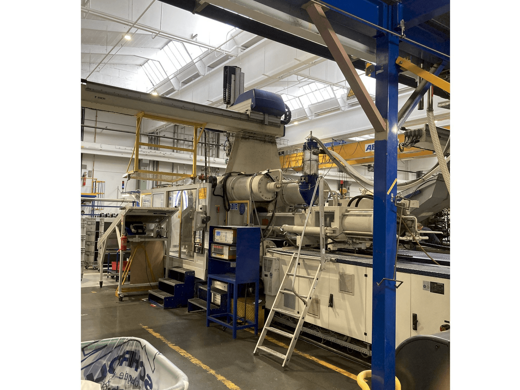 Вид станка Krauss Maffei 650 – 2700 C1 спереди