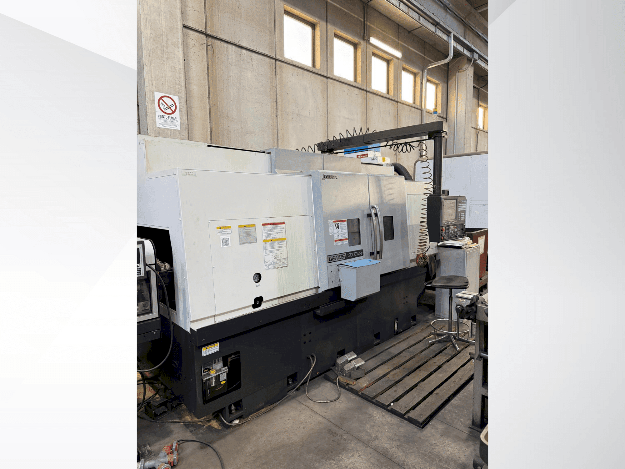 Вид станка Okuma Genos L 300E-MY-e спереди