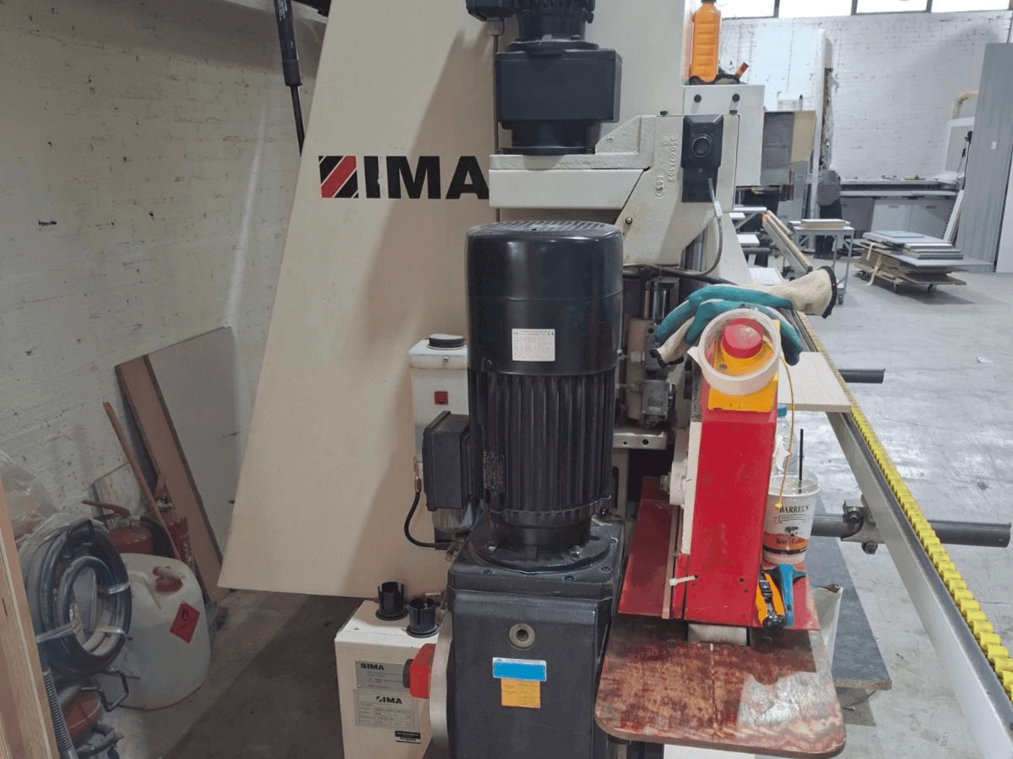 Вид станка IMA NOVIMAT CONCEPT I /G80/5325/L20 спереди