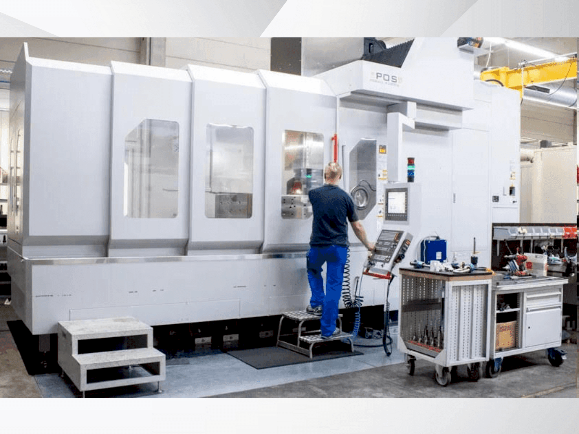 Вид станка POSmill H2200U спереди