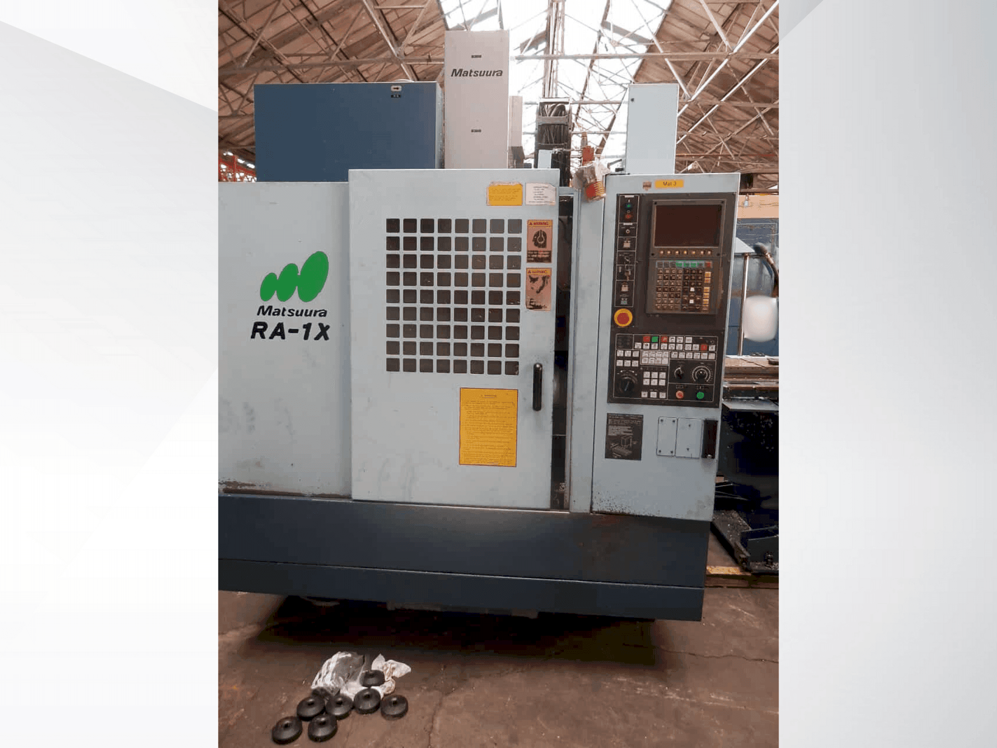 Вид станка Matsuura RA-1X Twin Pallet спереди