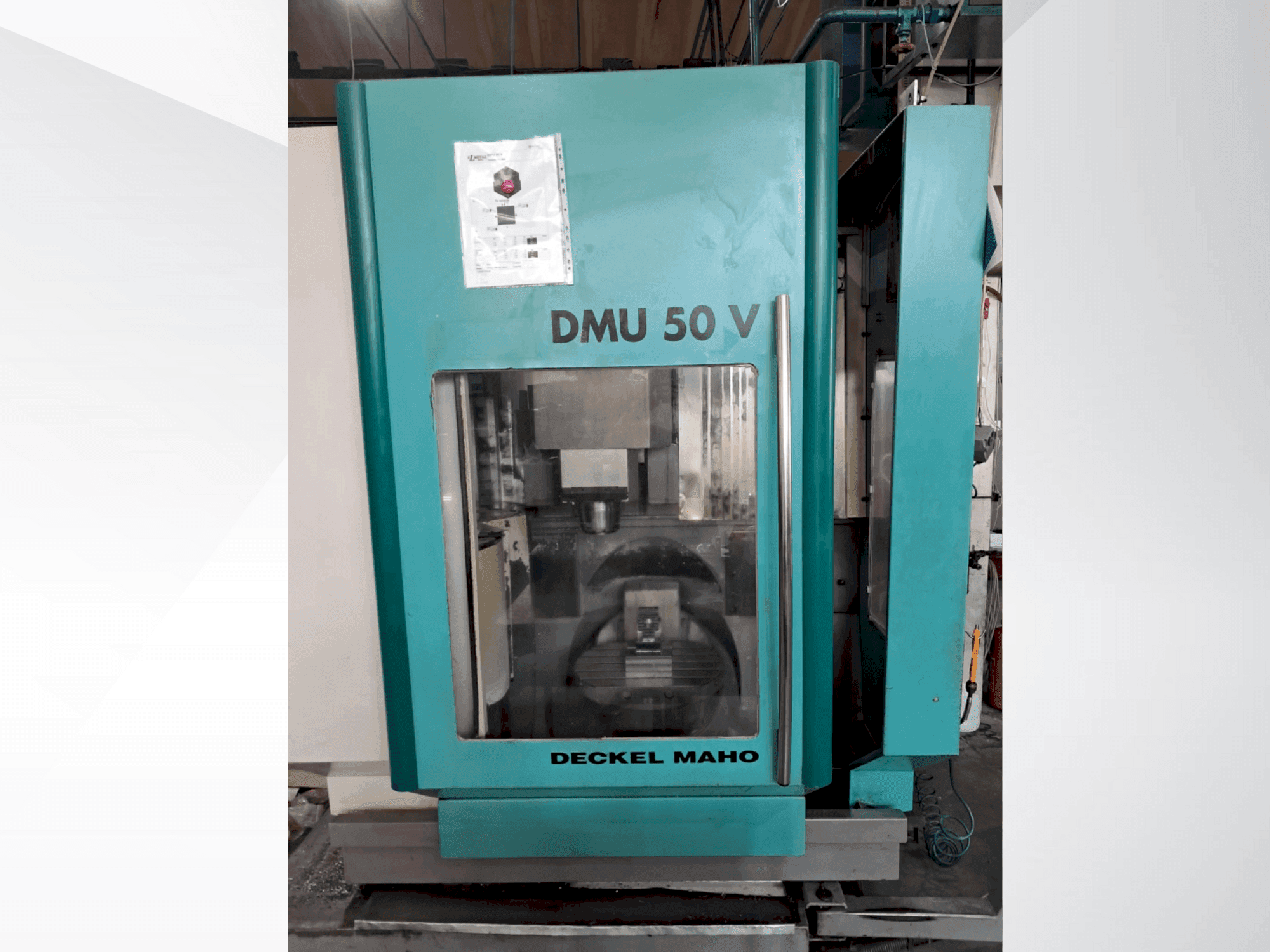 Вид станка DECKEL MAHO DMU 50V спереди
