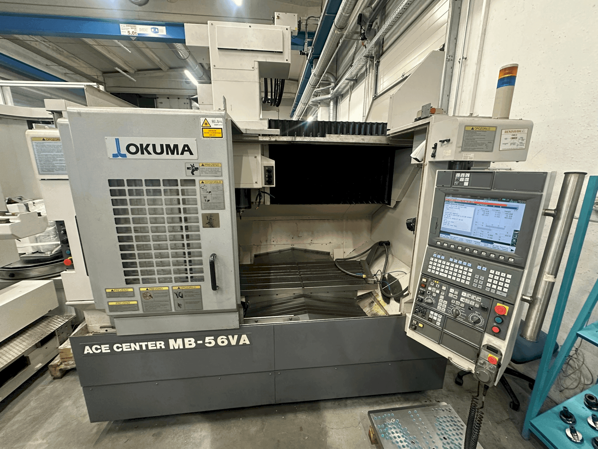 Вид станка Okuma MB-56 VA спереди