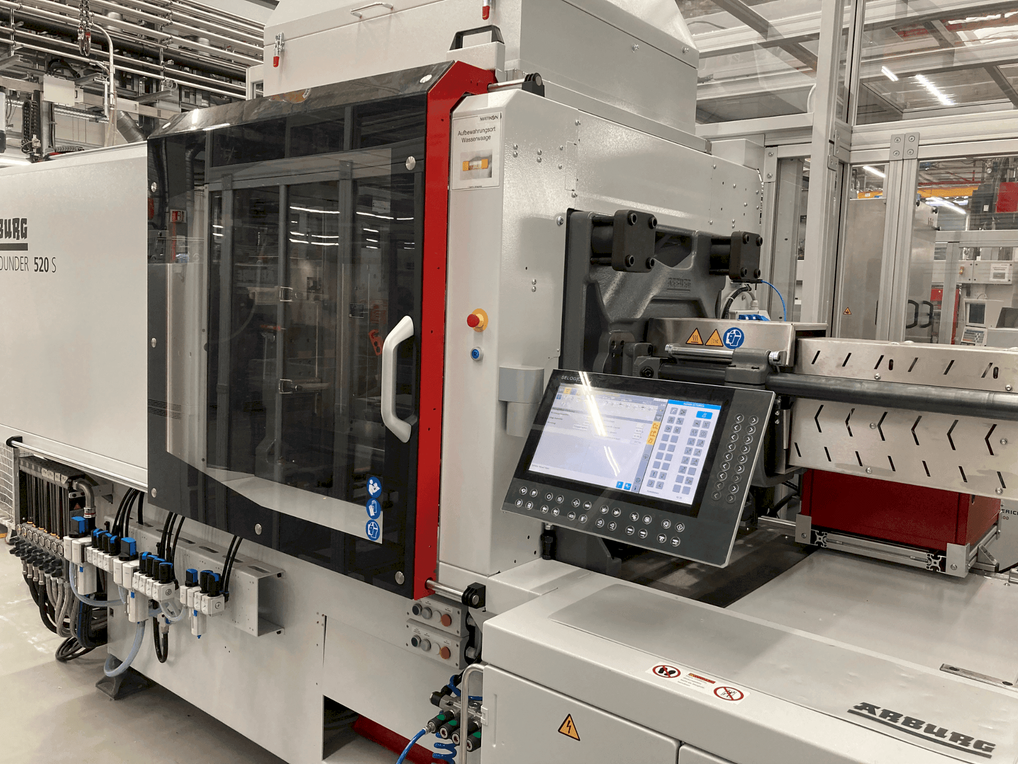 Вид станка Arburg Allrounder 520 S 1600-400 спереди