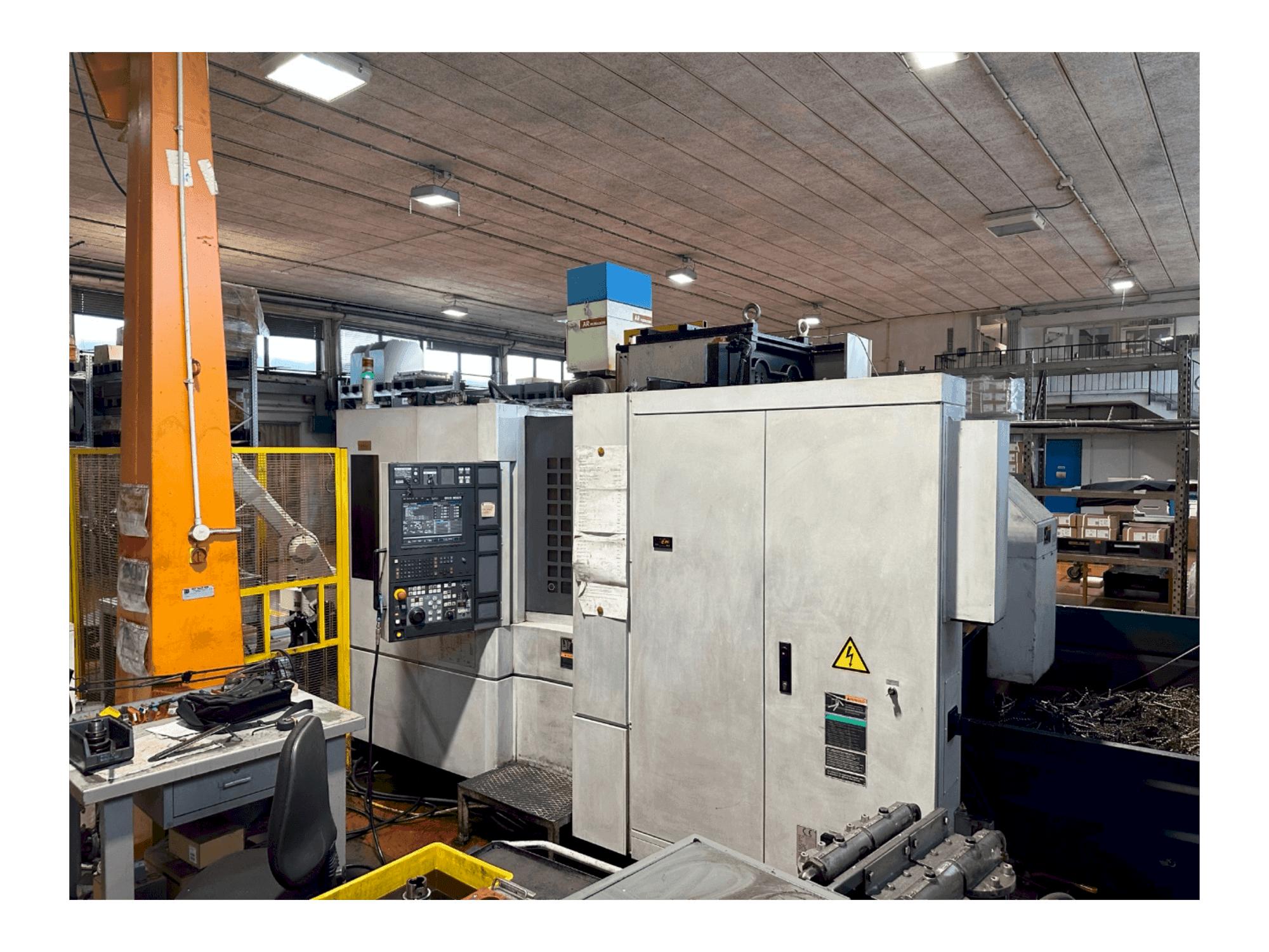Вид станка MORI SEIKI NH 4000 DCG спереди