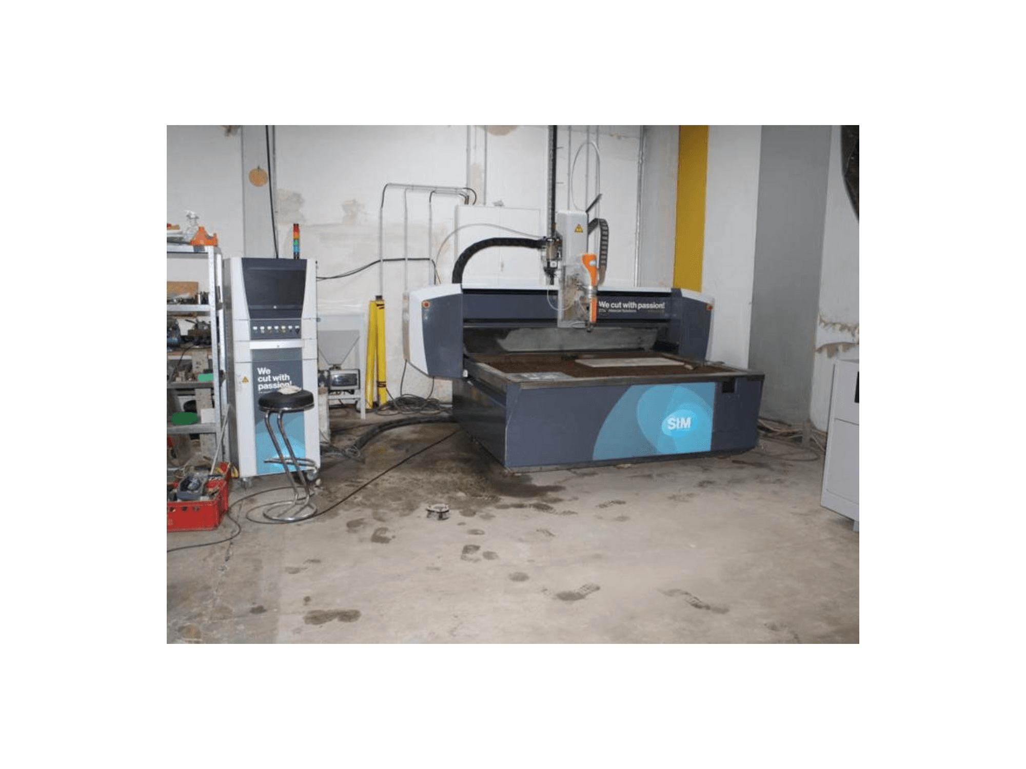 Вид станка STM PremiumCut 3D 68 спереди