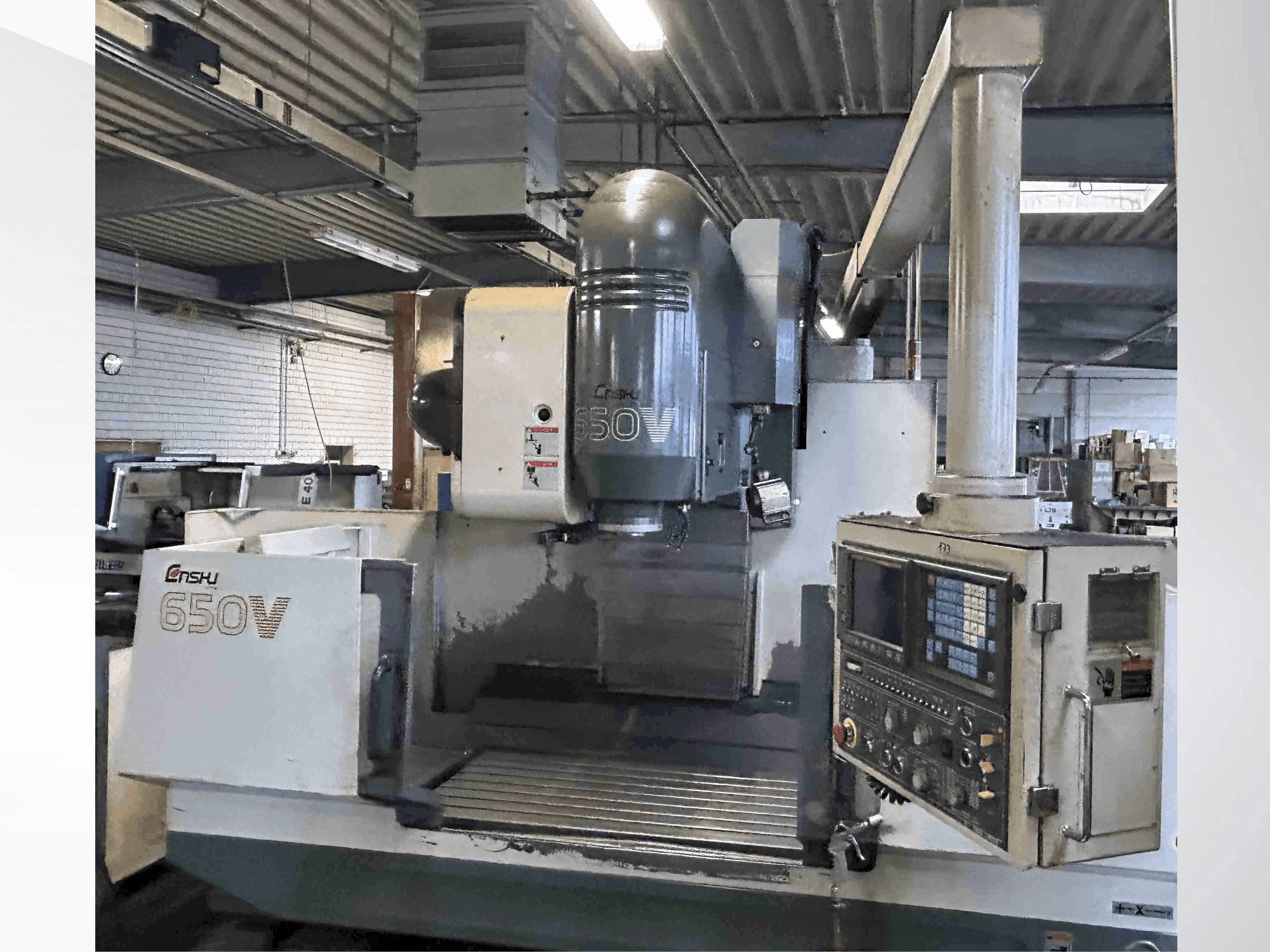 Вид станка Enshu 650 V спереди