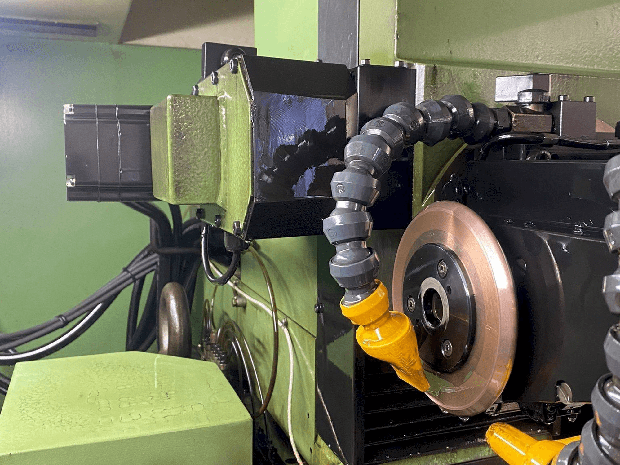 рабочее помещени VOLLMER QW72 P станка