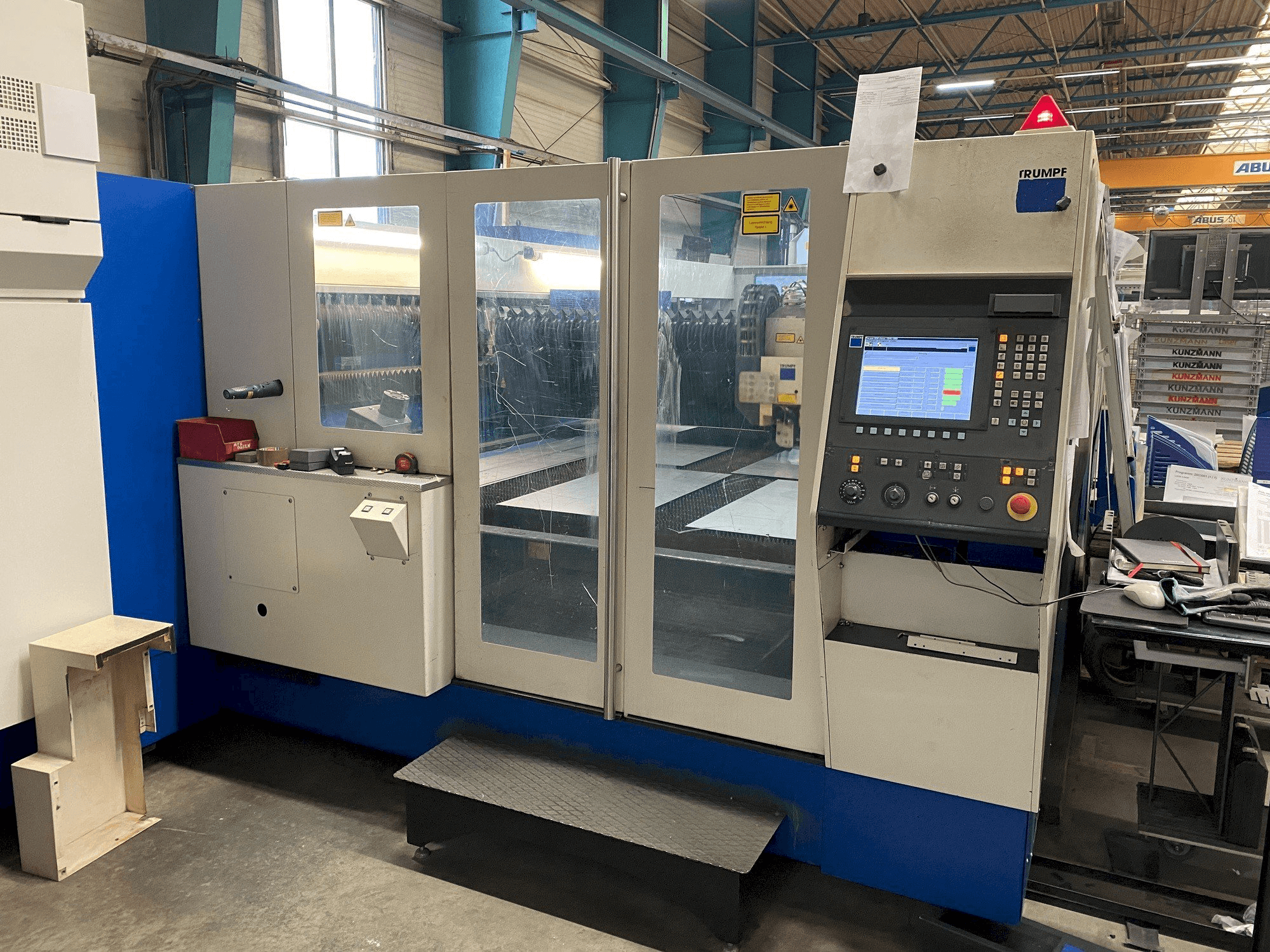 Вид станка Trumpf laser 5040 спереди
