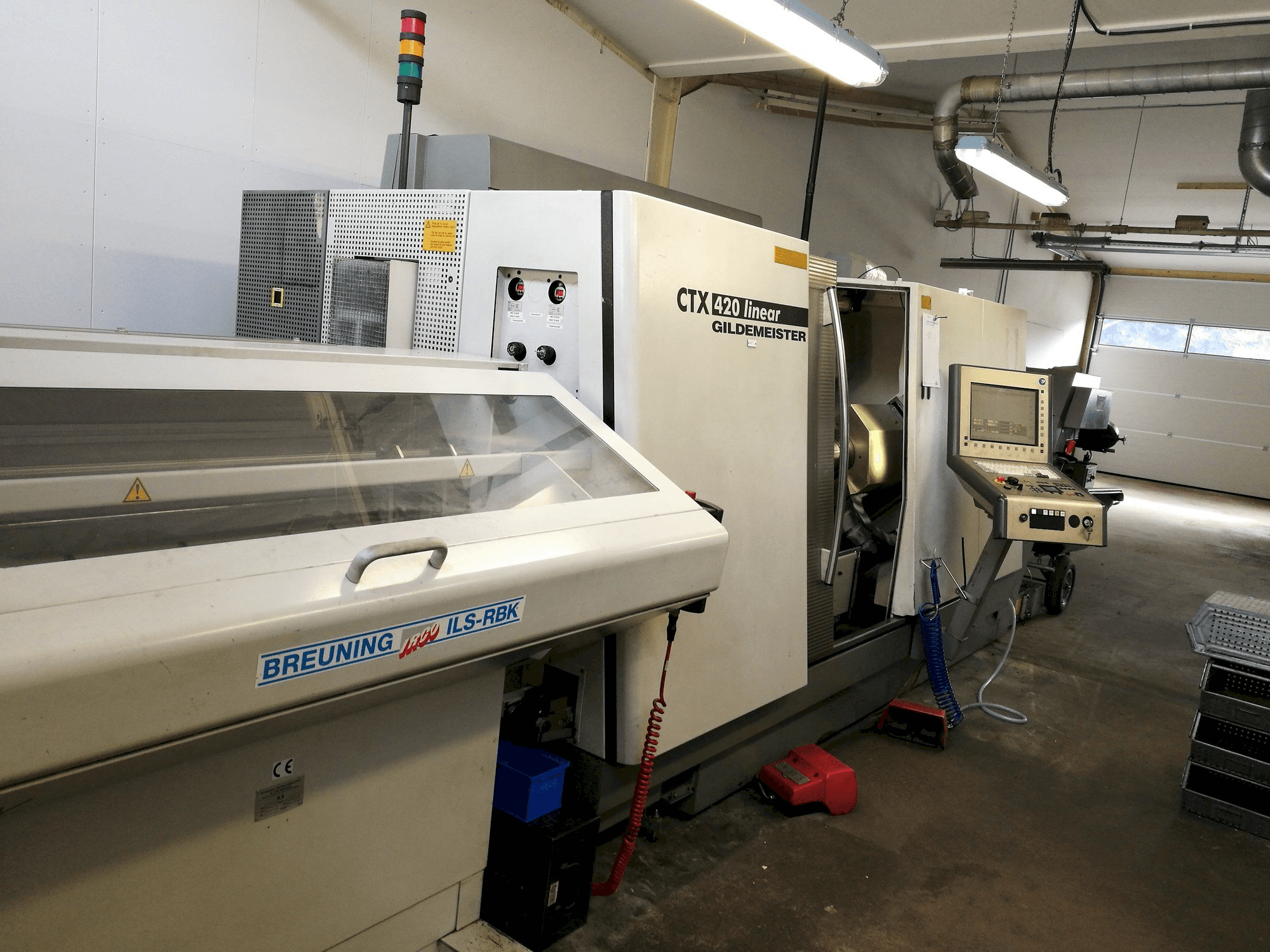 Вид станка Gildemeister CTX 420 linear / V6 спереди