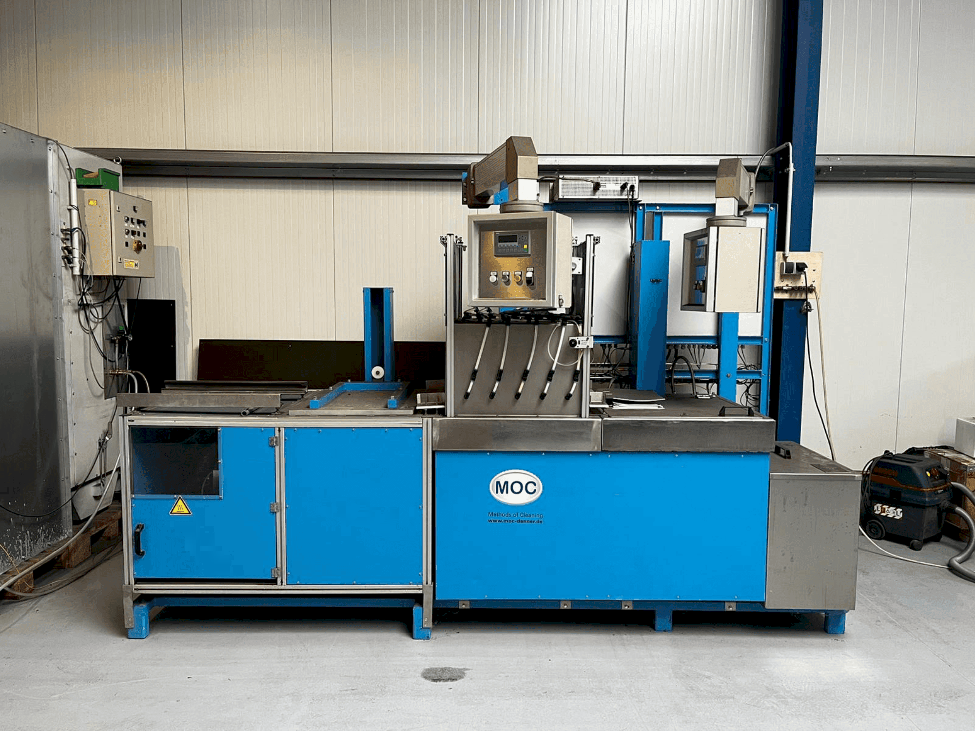 Вид станка MOC Danner S60 спереди