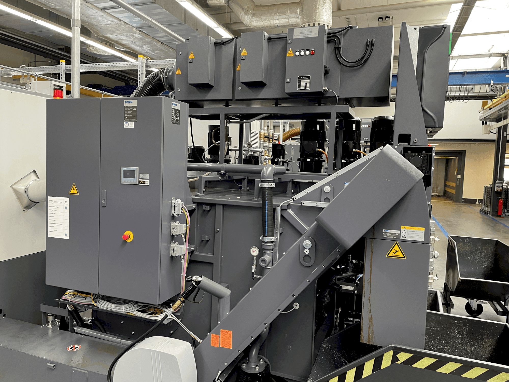 Вид станка KNOLL KF 400/3400 спереди