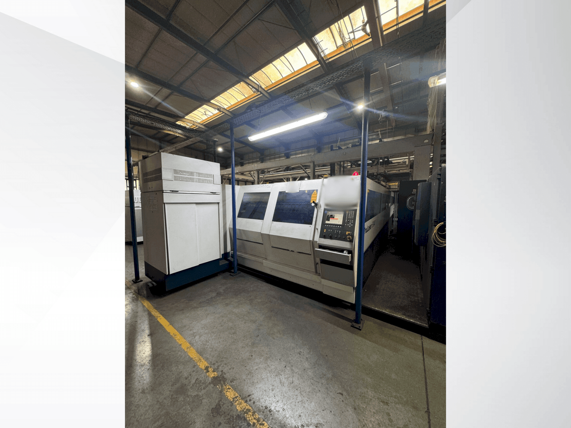 Вид станка TRUMPF TruLaser 3040 спереди