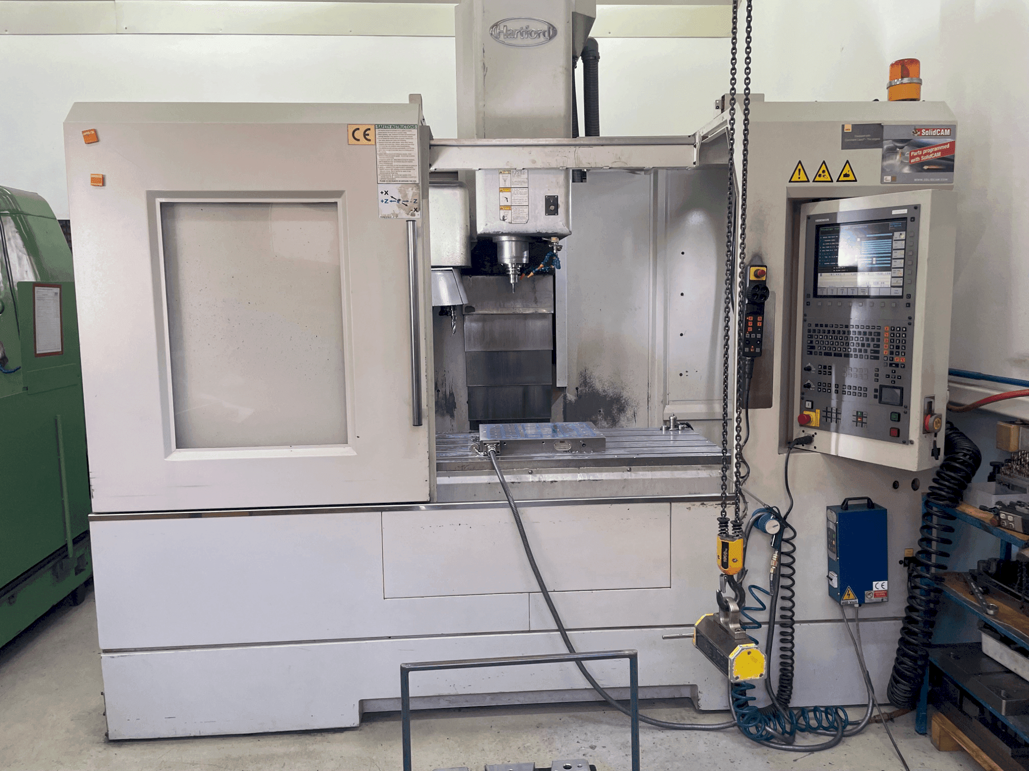 Вид станка HARTFORD Pro 1000 спереди