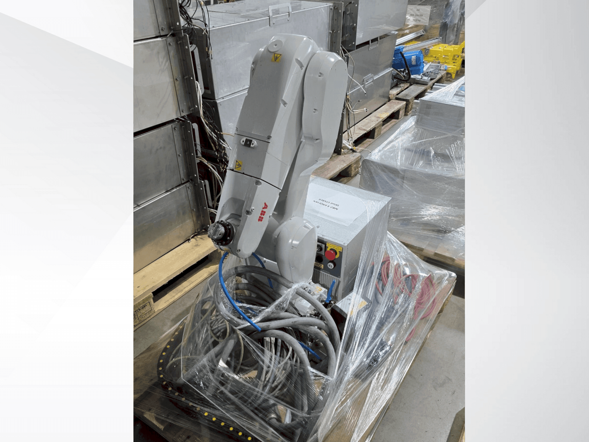 Вид станка ABB IRB 1200-5/0.9 (2023) спереди