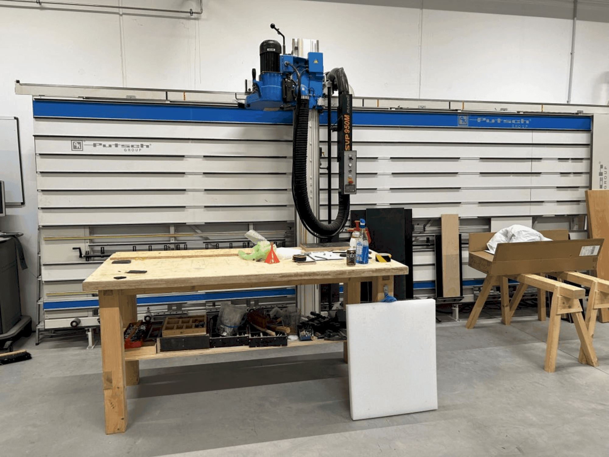 Вид станка PUTSCH SVP 950M спереди