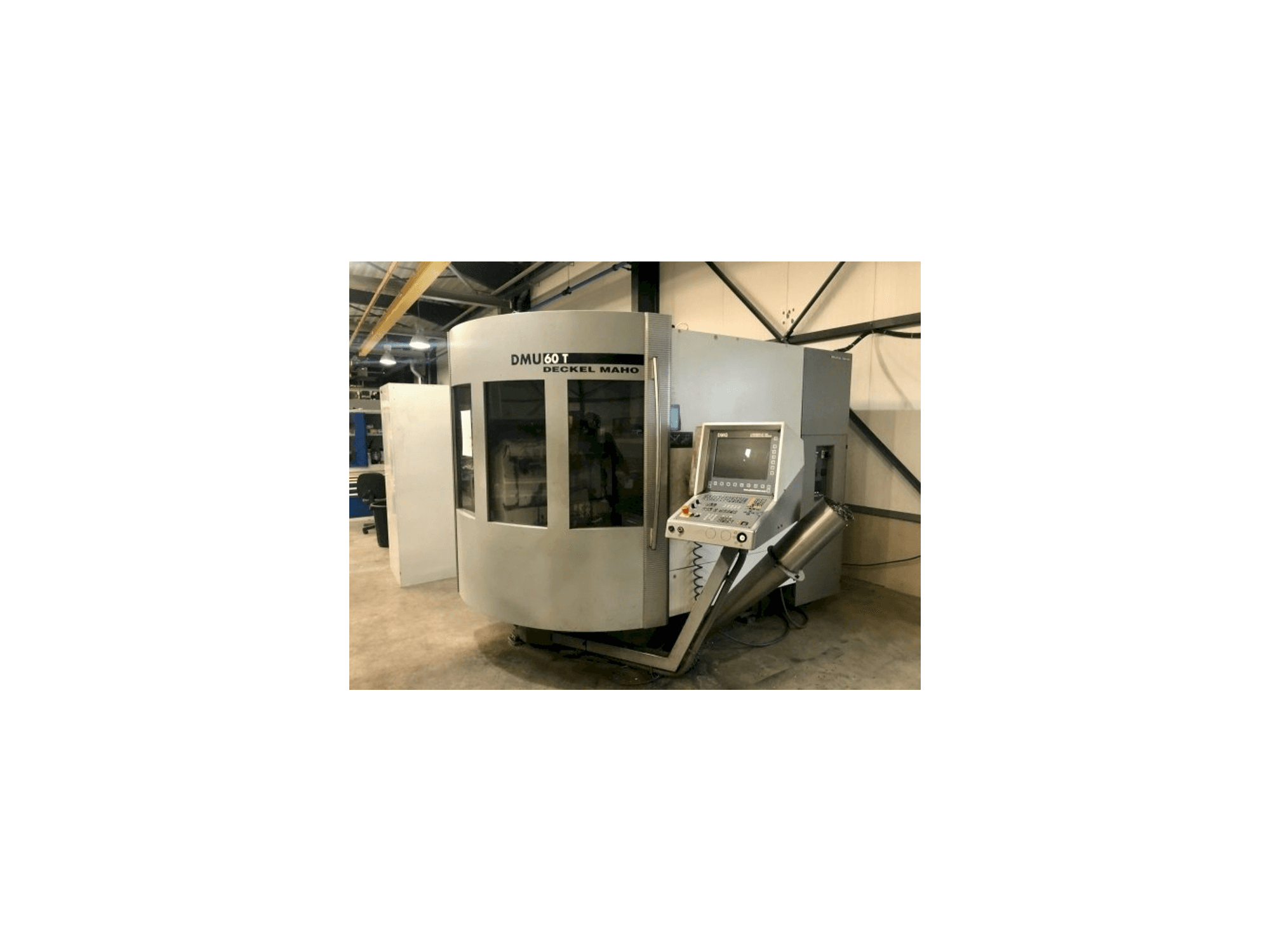 Вид станка DECKEL MAHO DMU 60T спереди