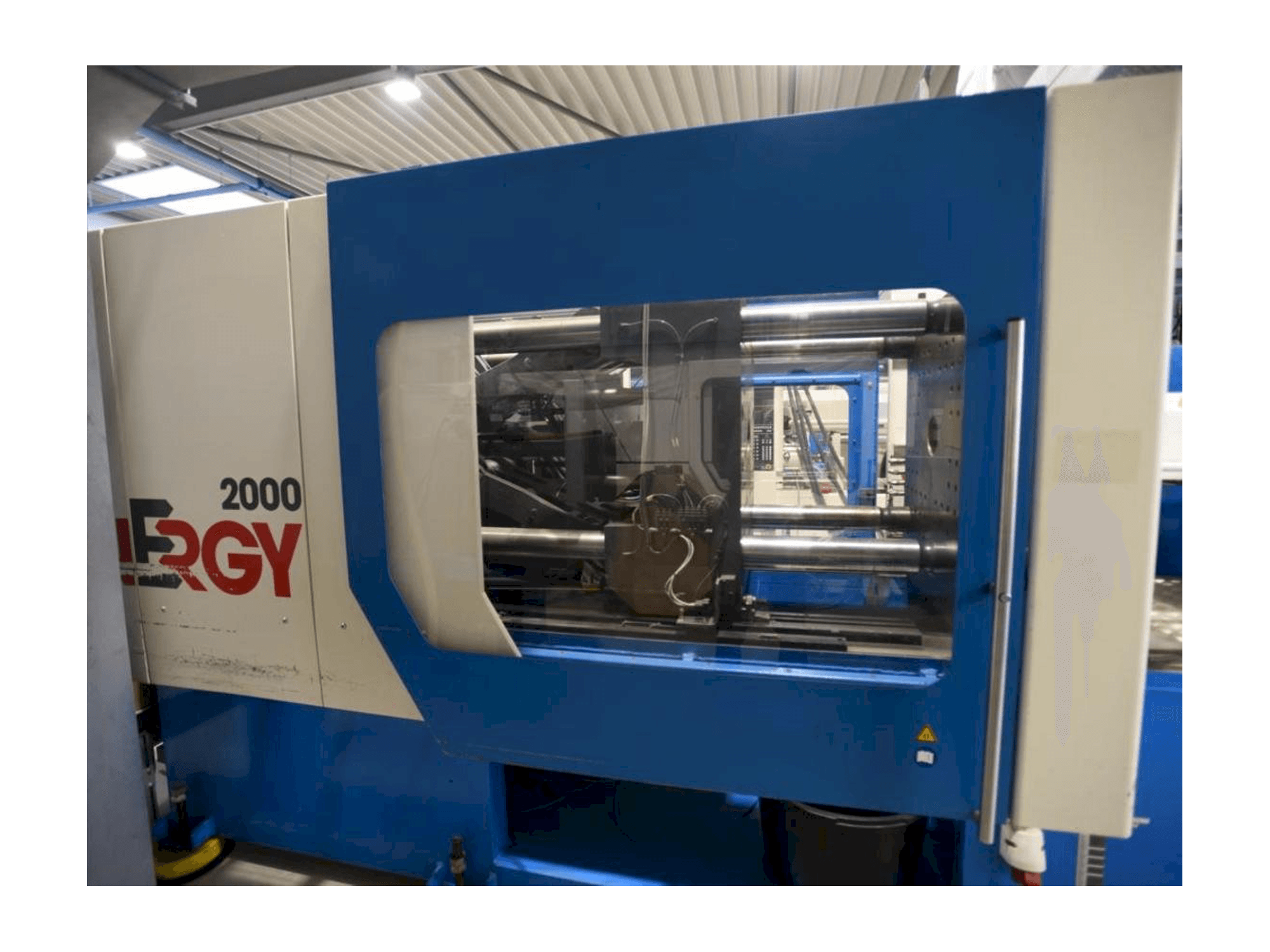 Вид станка Netstal SynErgy 2000-460 спереди
