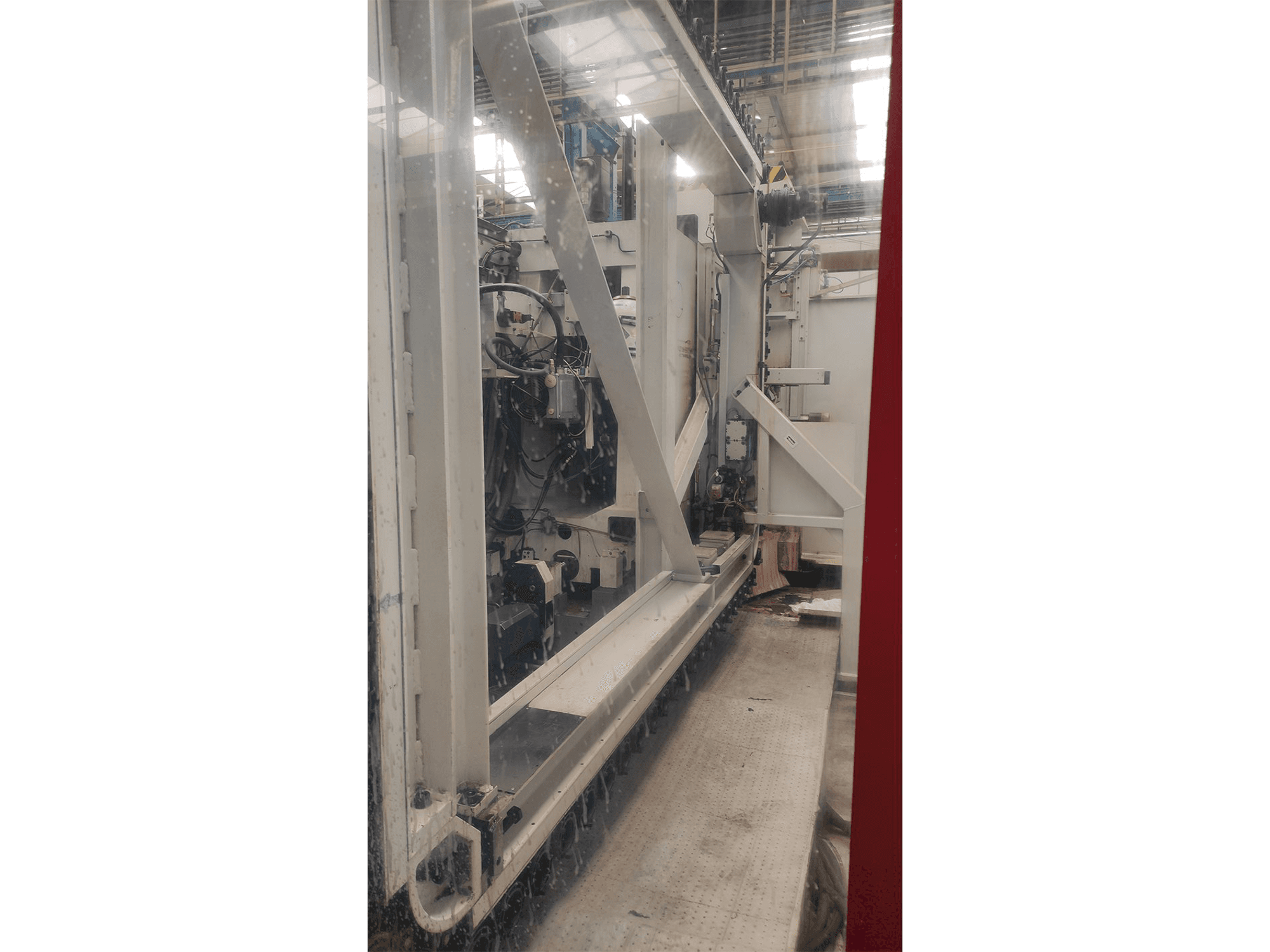 Вид станка Starrag Heckert CWK 500 спереди