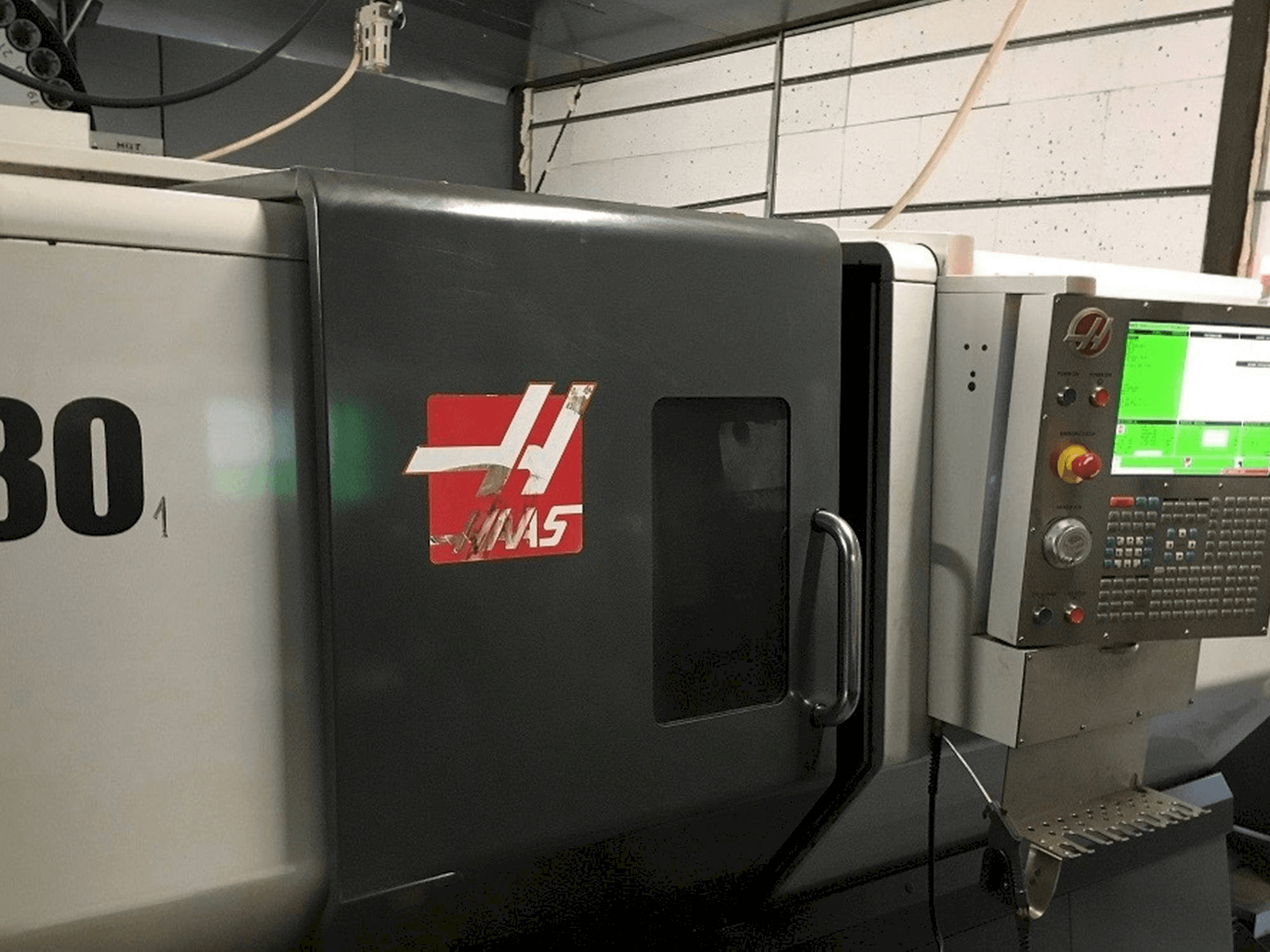 Вид станка HAAS ST-30 спереди