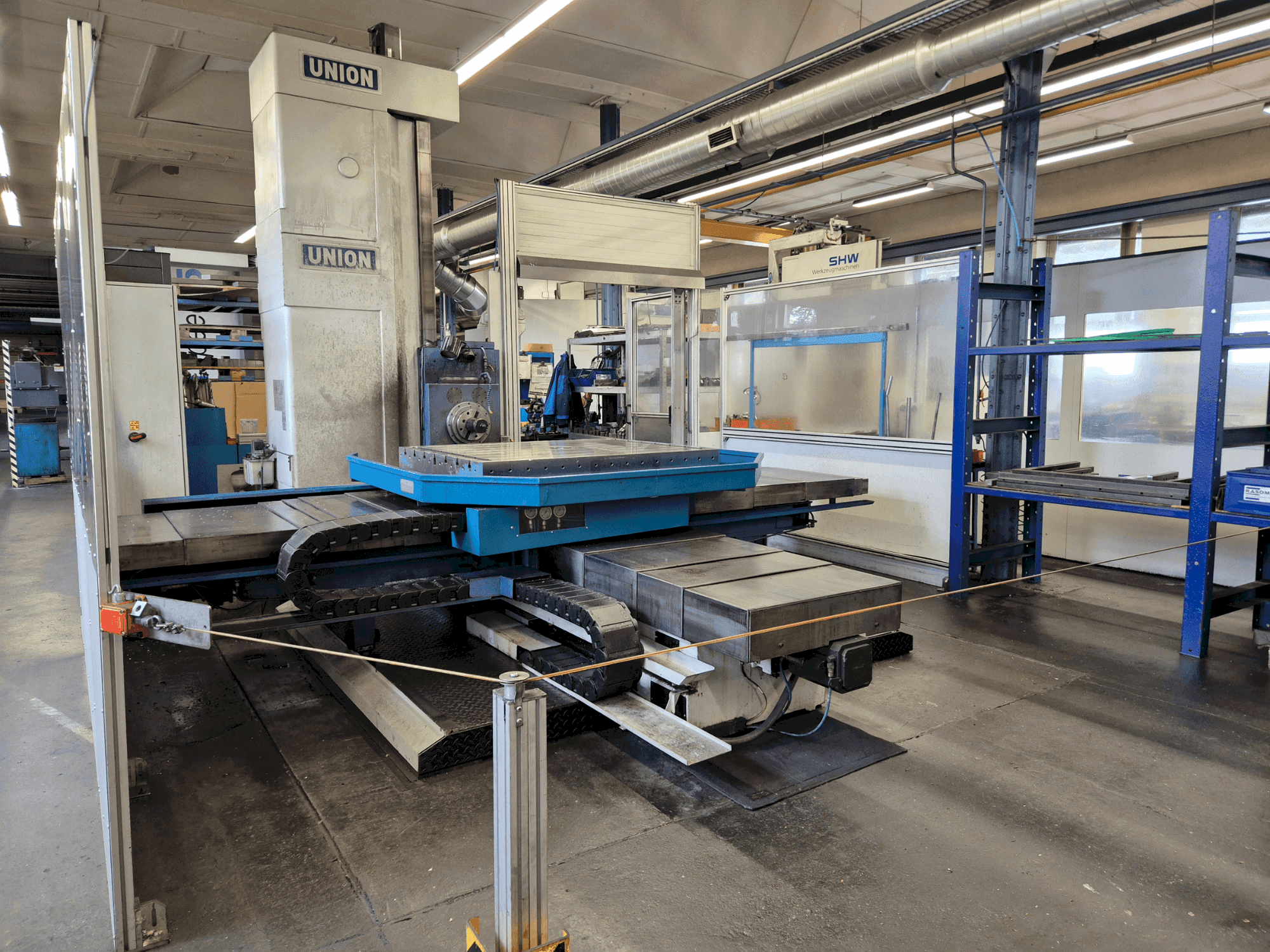 Вид станка UNION T105 спереди