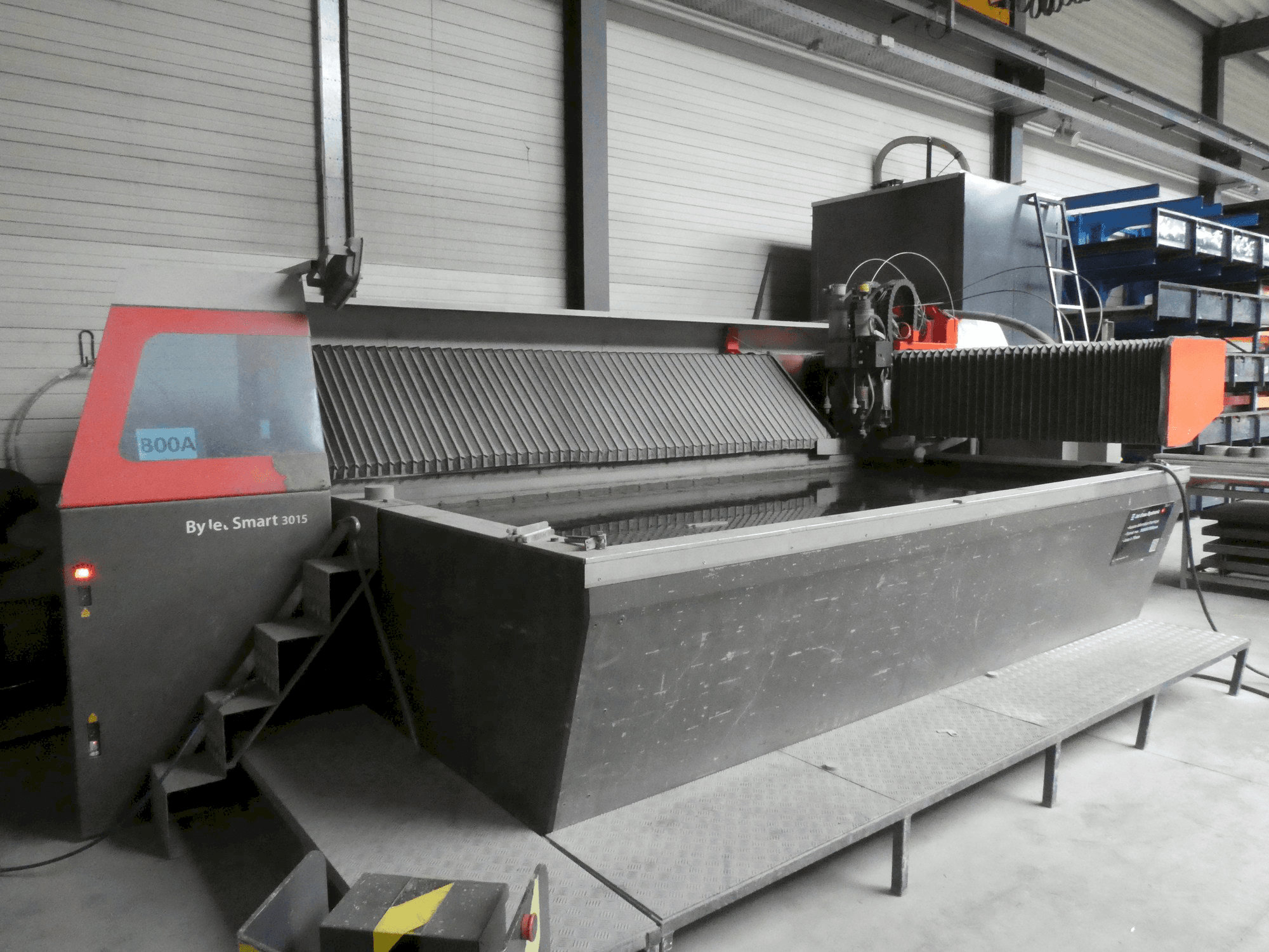 Вид станка Bystronic ByJet Smart 3015 спереди