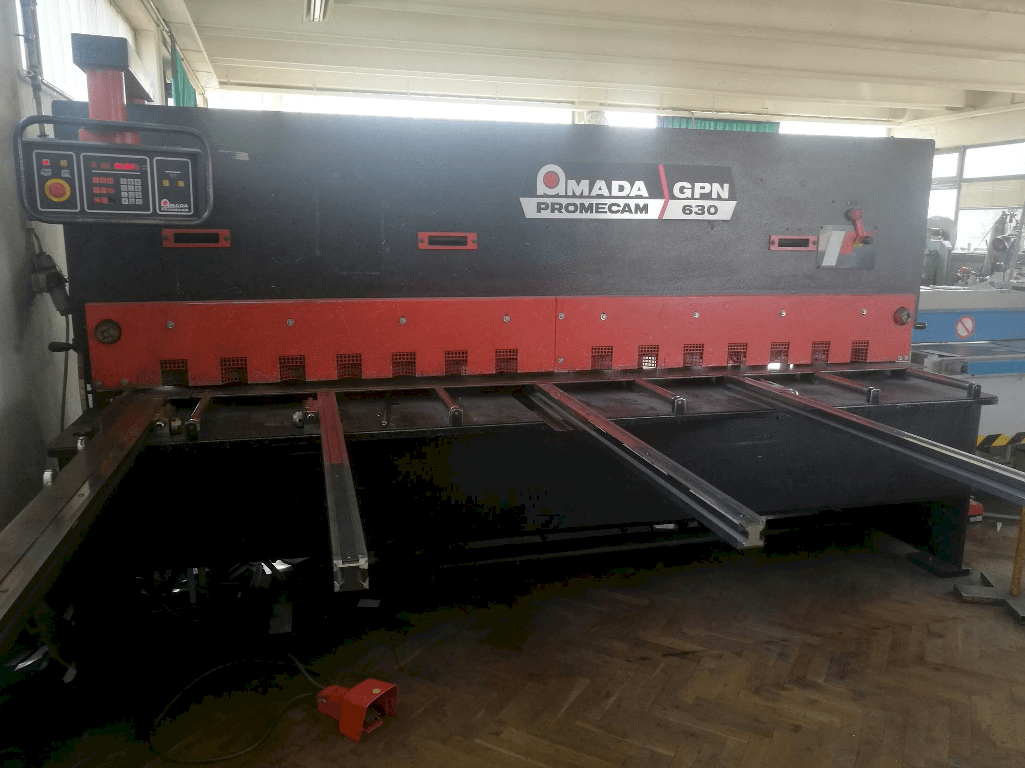 Front view of AMADA Promecam GPN 630 machine