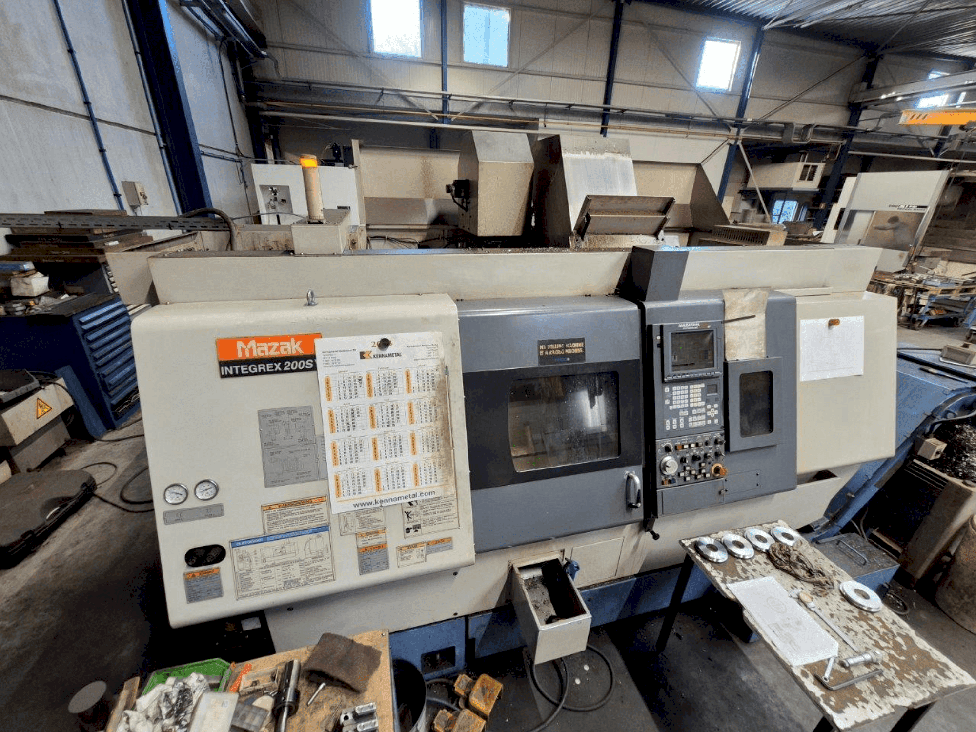 Вид станка Mazak Integrex 200SY спереди