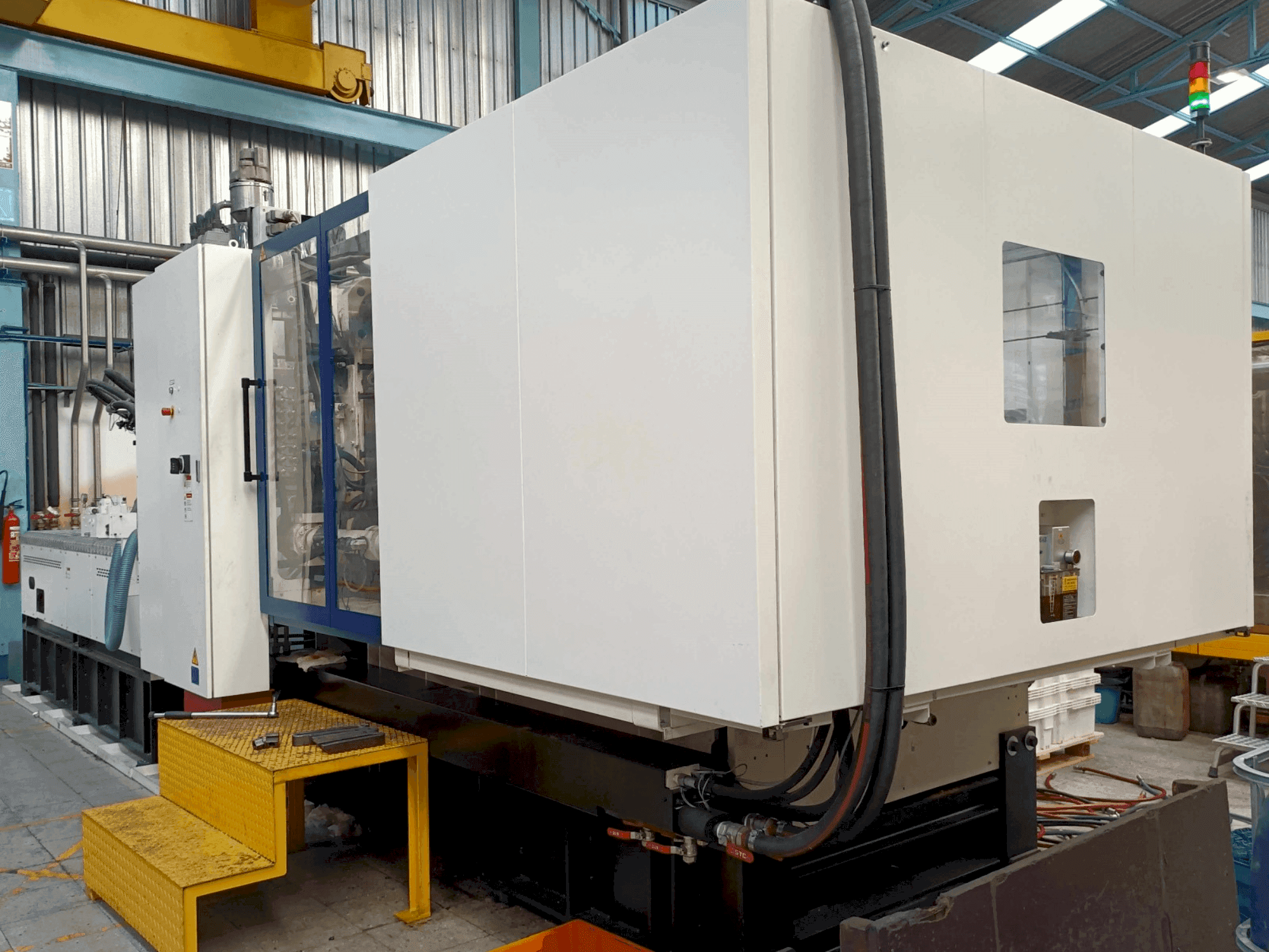 Вид станка HAITIAN JU650II спереди