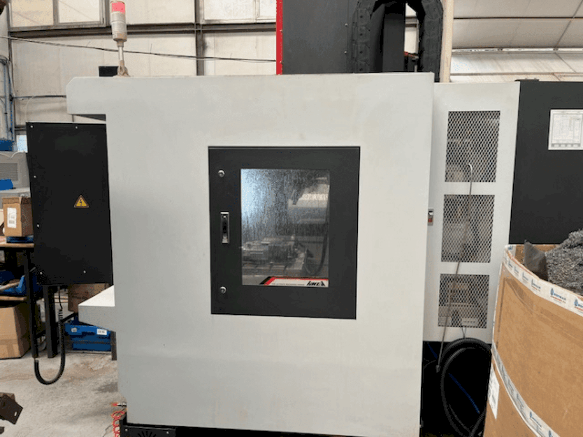 Вид станка AWEA AF-650 спереди