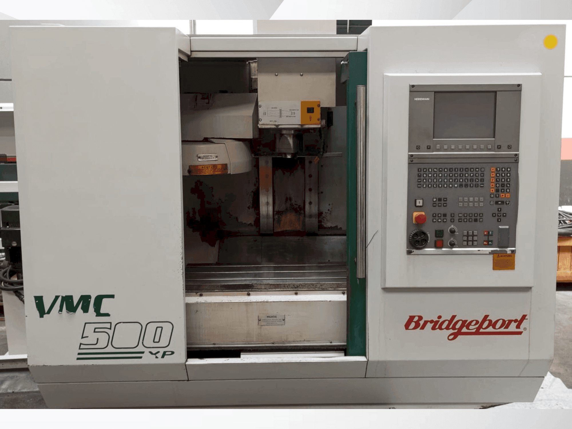 Вид станка Bridgeport VMC 500 XP спереди