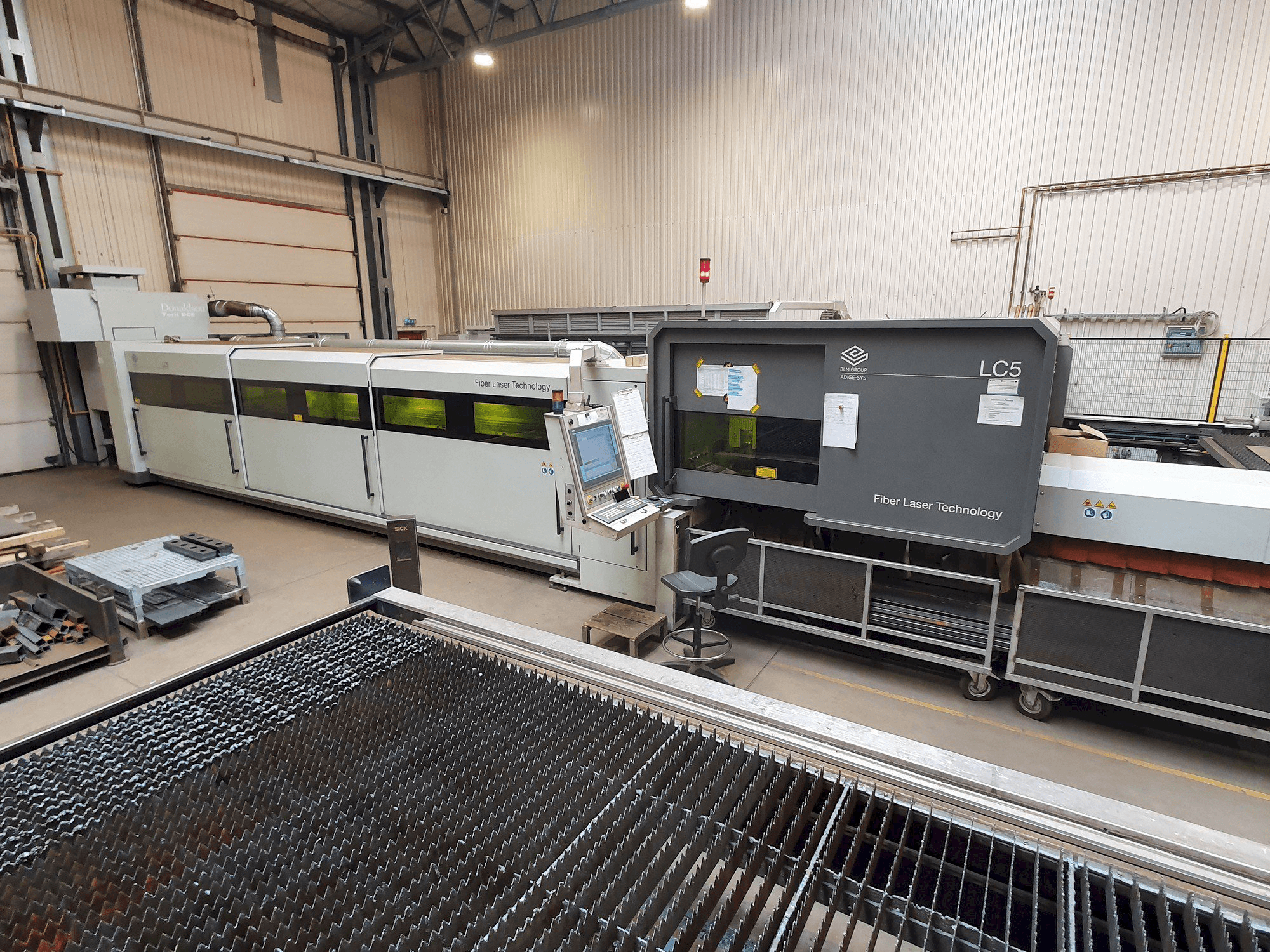 Вид станка BLM ADIGE LC5 спереди